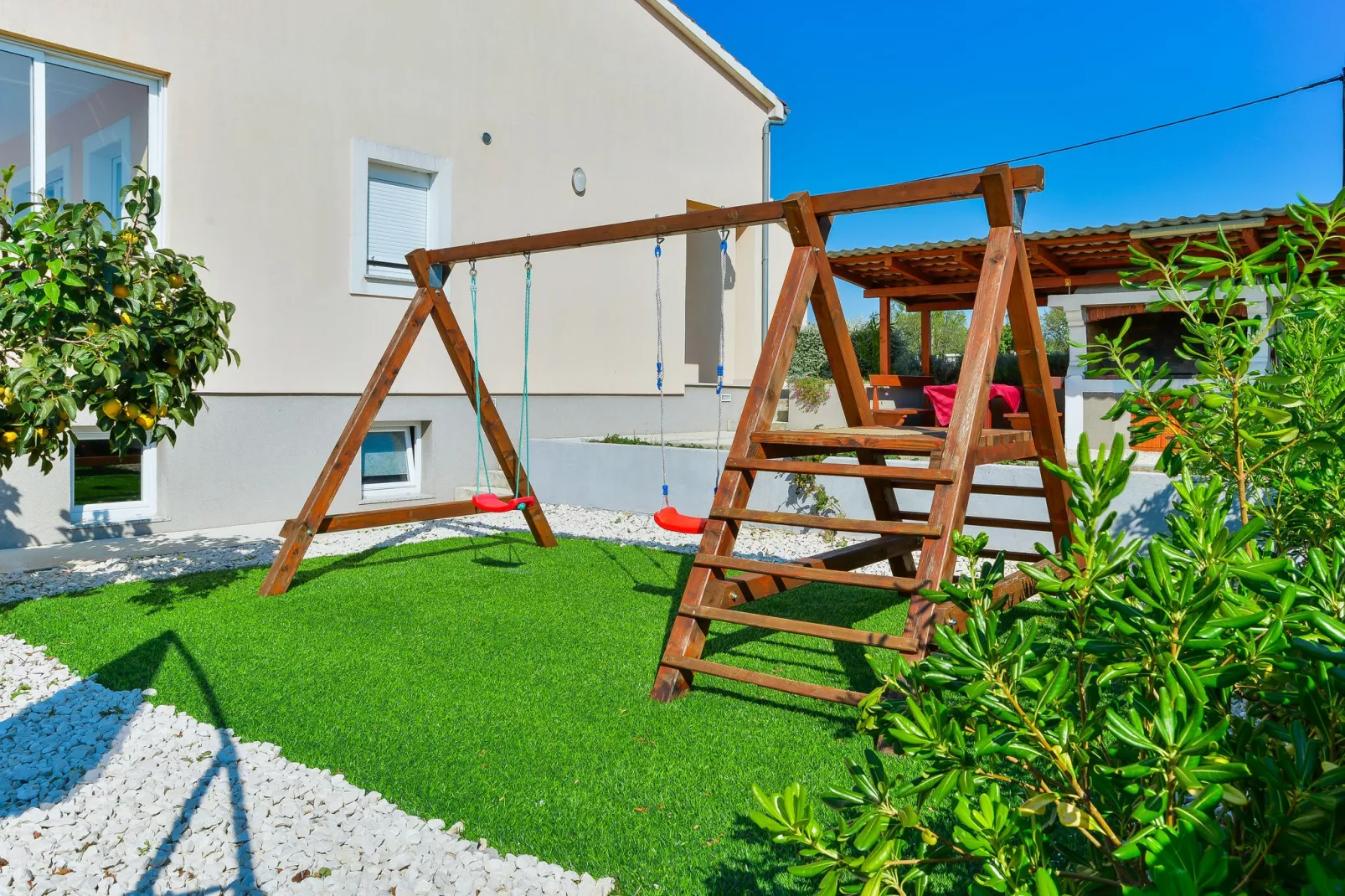 Vila za odmor Željko-Gardens summer