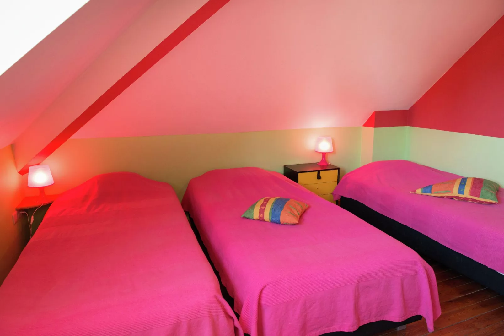 Les Bastinettes-Bedroom