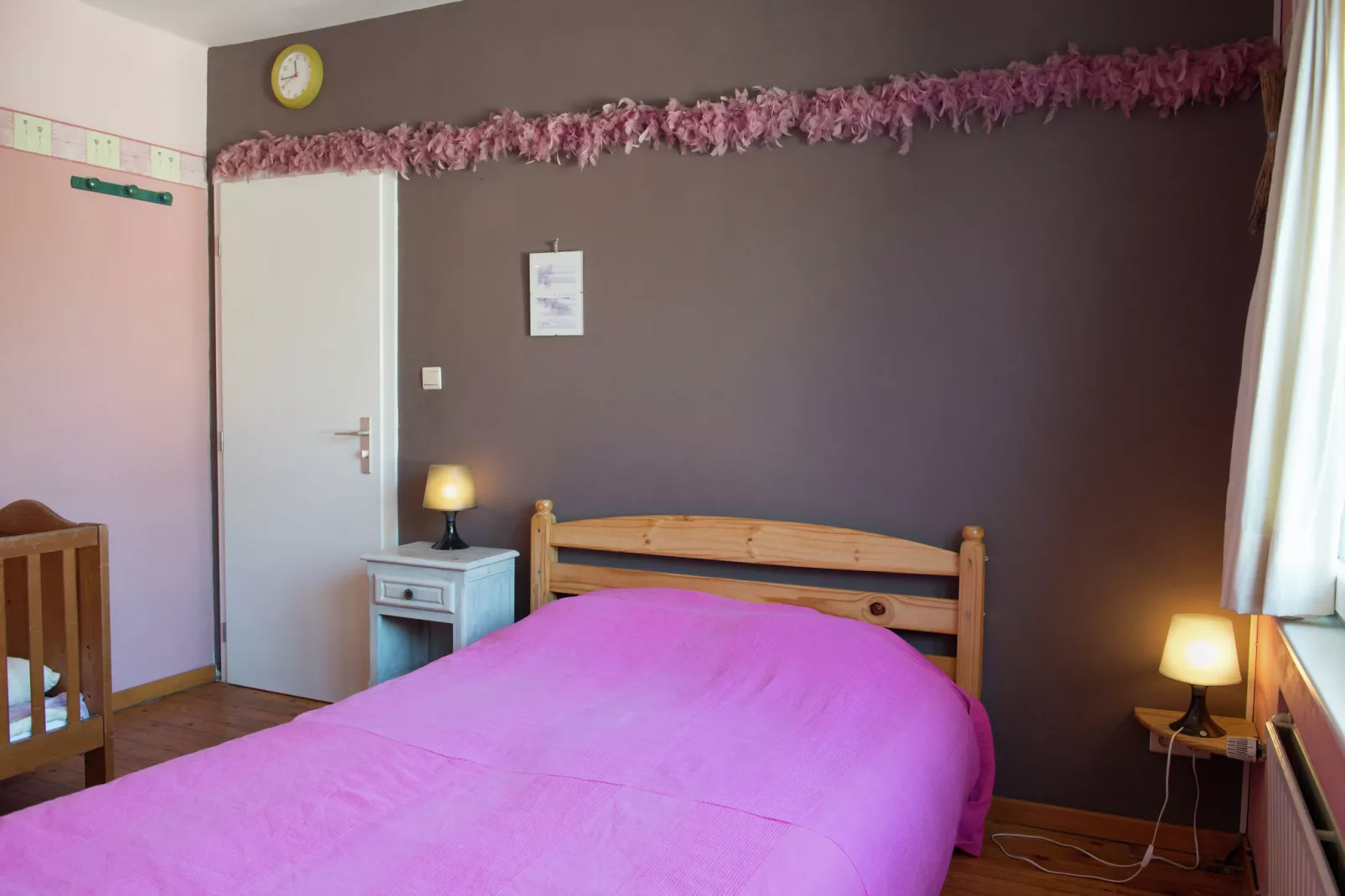 Les Bastinettes-Bedroom