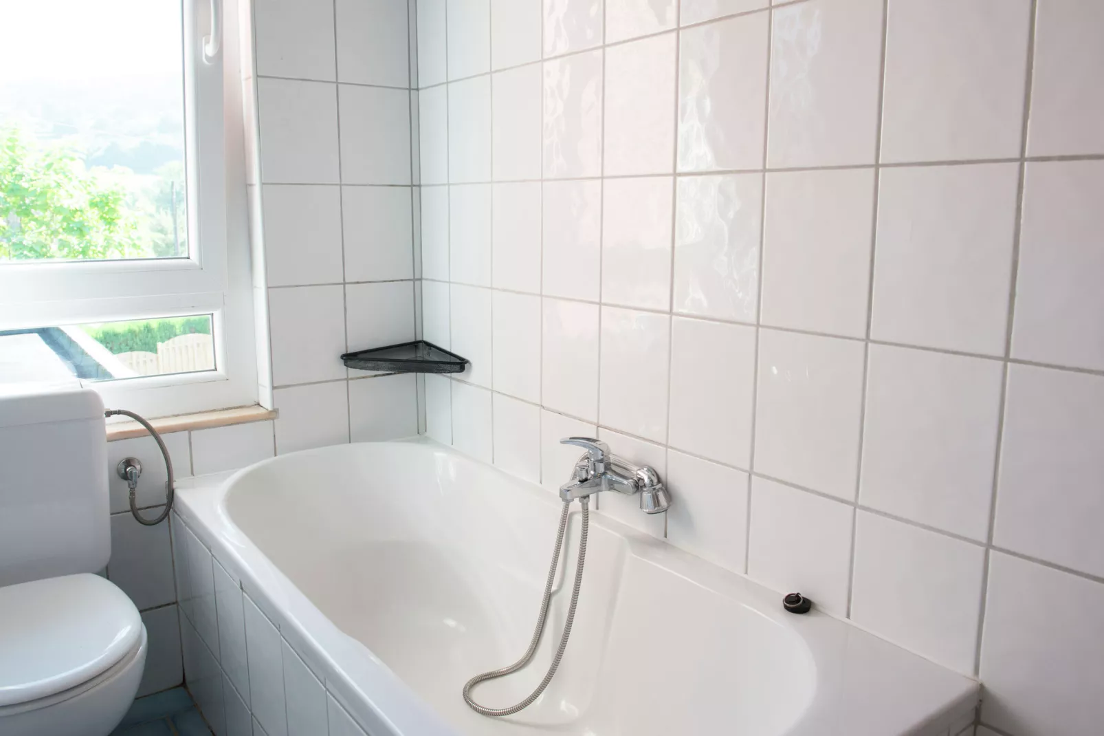 Les Bastinettes-Bathroom