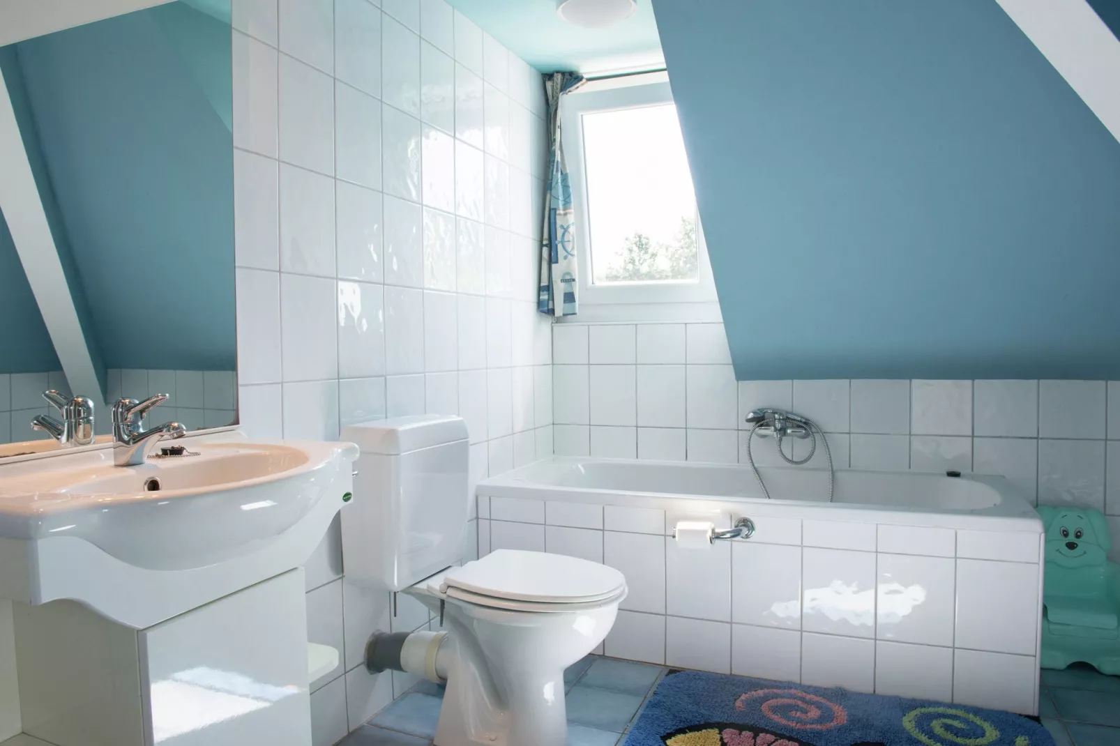 Les Bastinettes-Bathroom