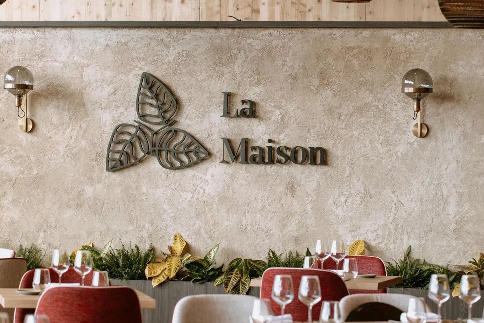 The Leaf by YourNature-Reception hall