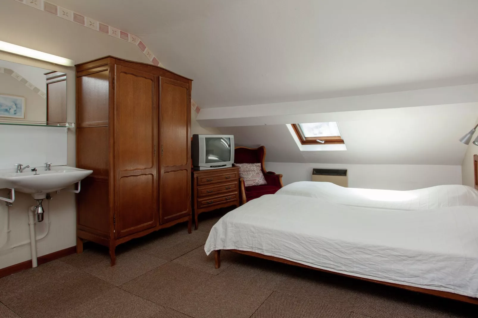 Aux 3 Canards-Bedroom
