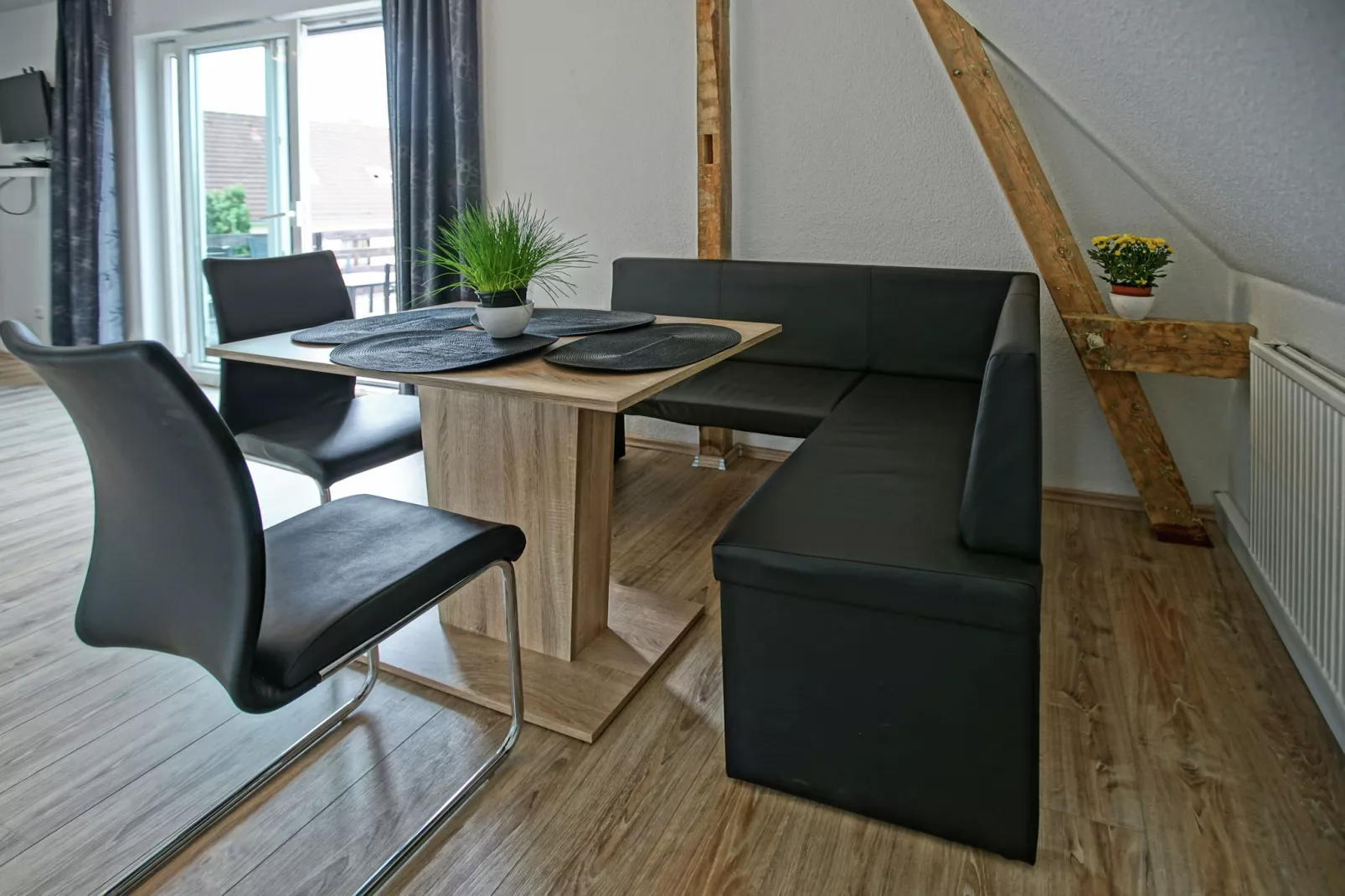 Ferienwohnung mit großer Dachterrasse-Dining room