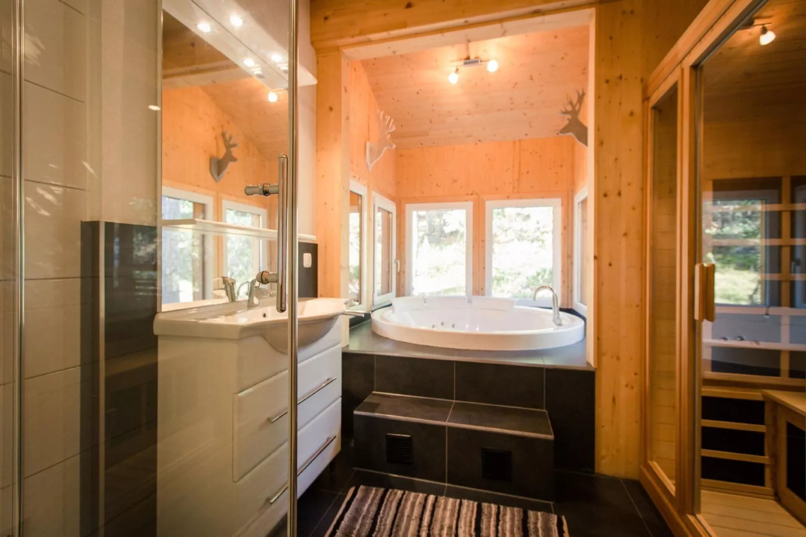 Alpenpark Turrach 39-Bathroom