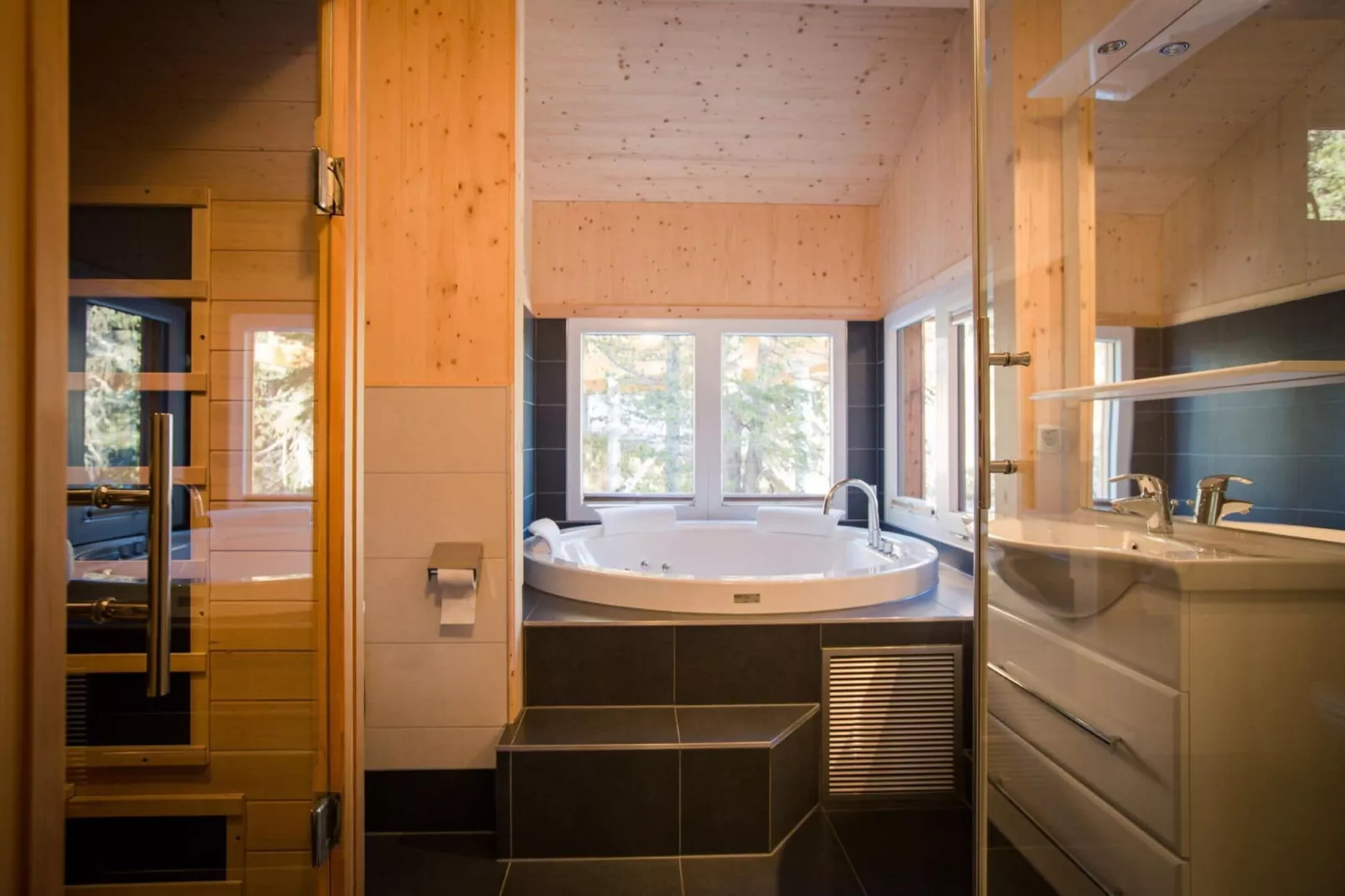 Alpenpark Turrach 47-Bathroom