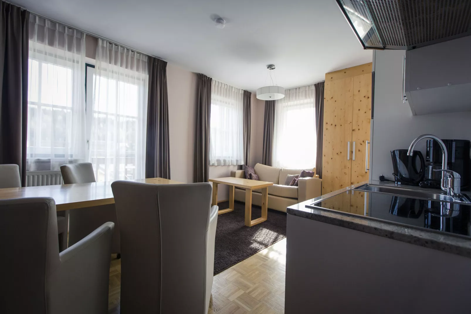 Alpenpark Turrach App 7-Living room