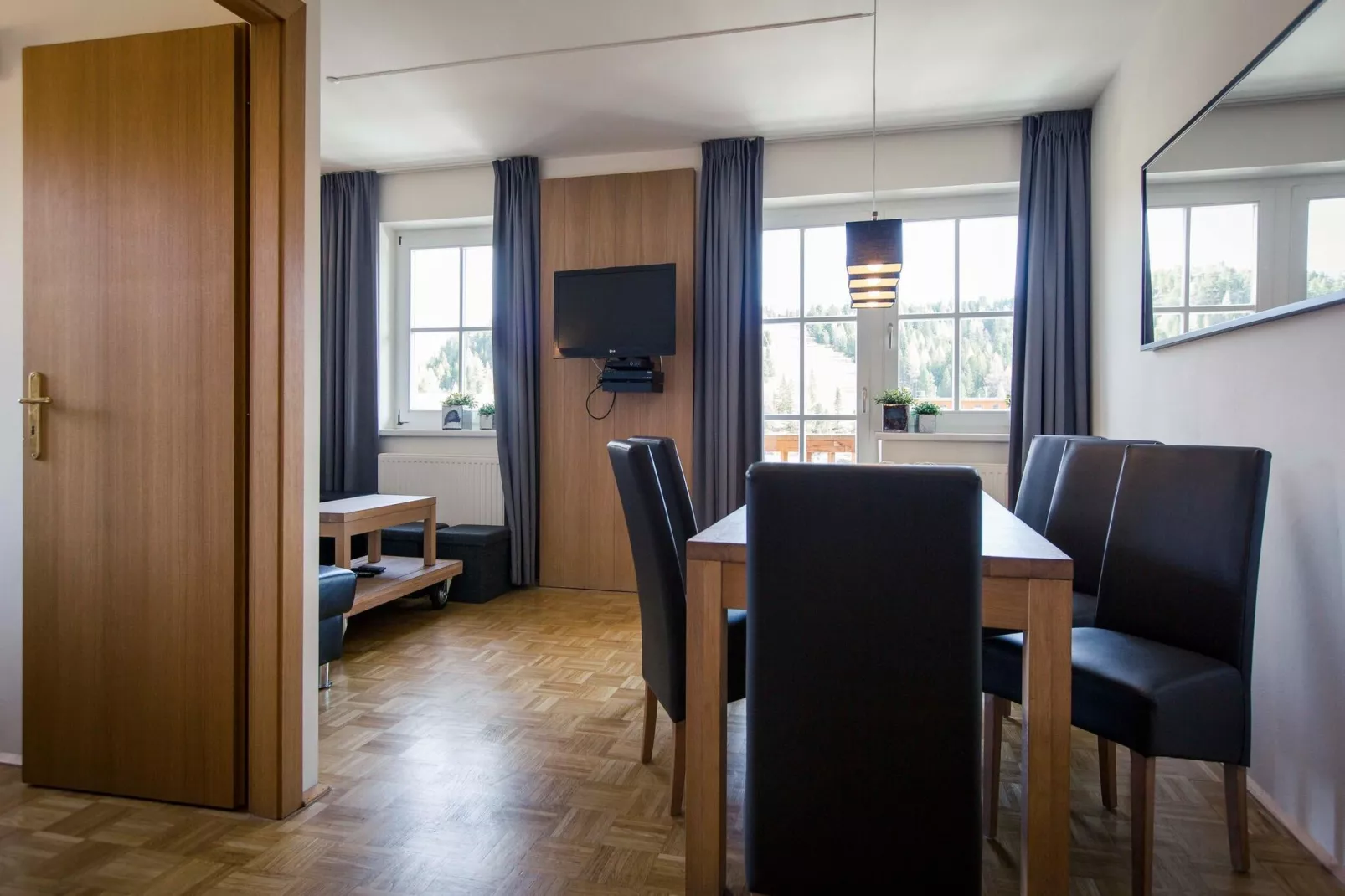 Alpenpark Turrach App8-Dining room