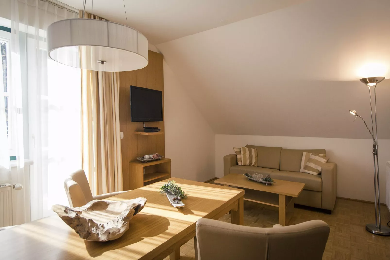 Alpenpark Turrach App 11-Living room