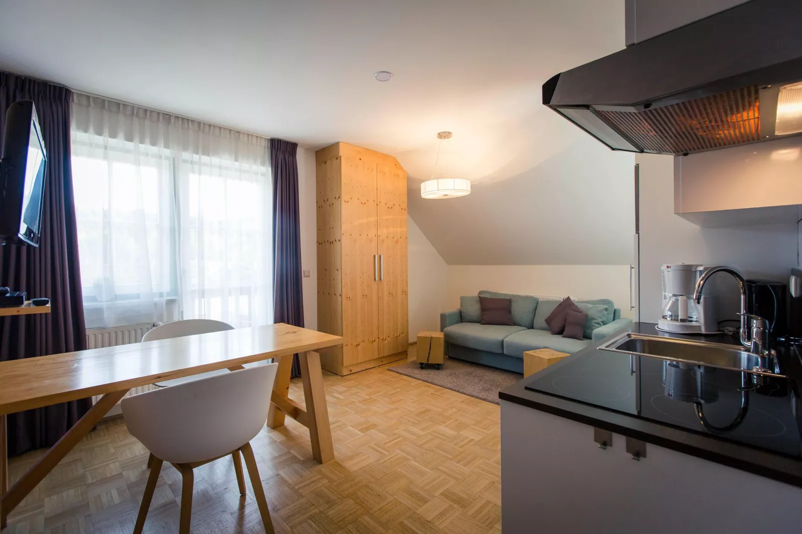 Alpenpark Turrach App 13-Living room