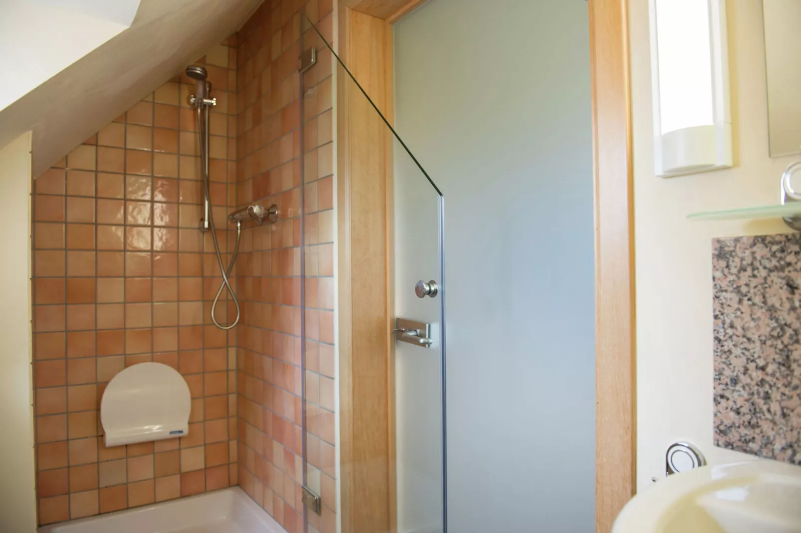 Les Charmes-Bathroom