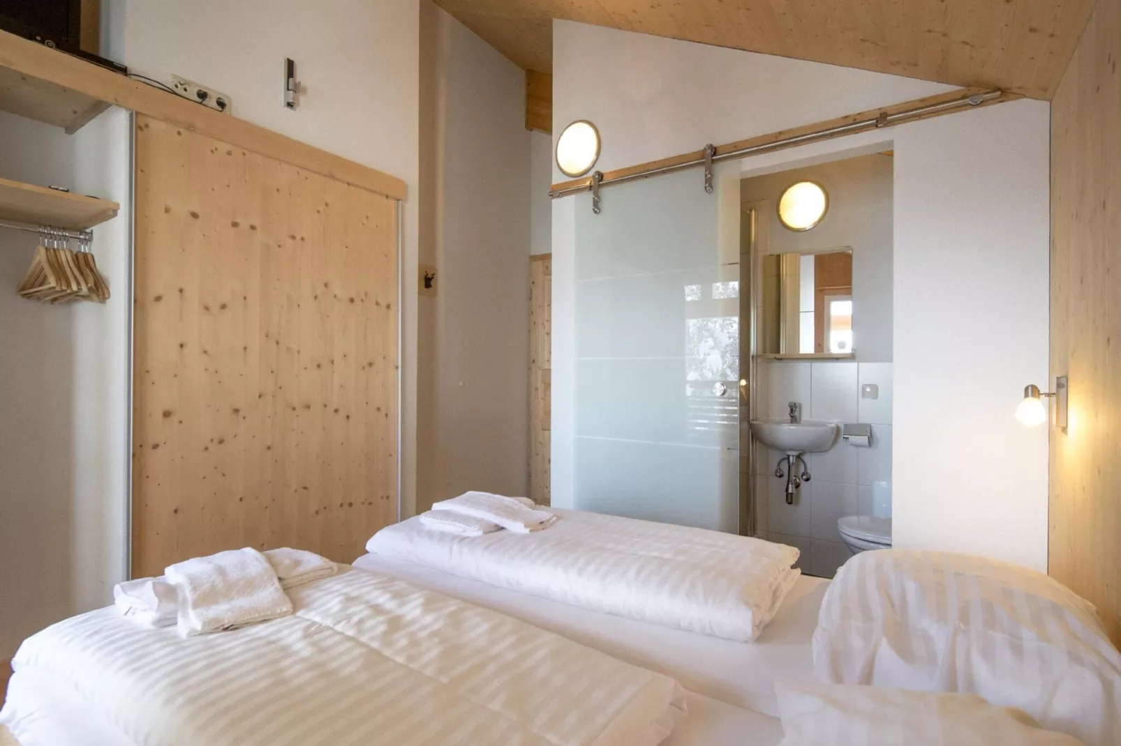 Alpenpark Turrach 11-Bedroom