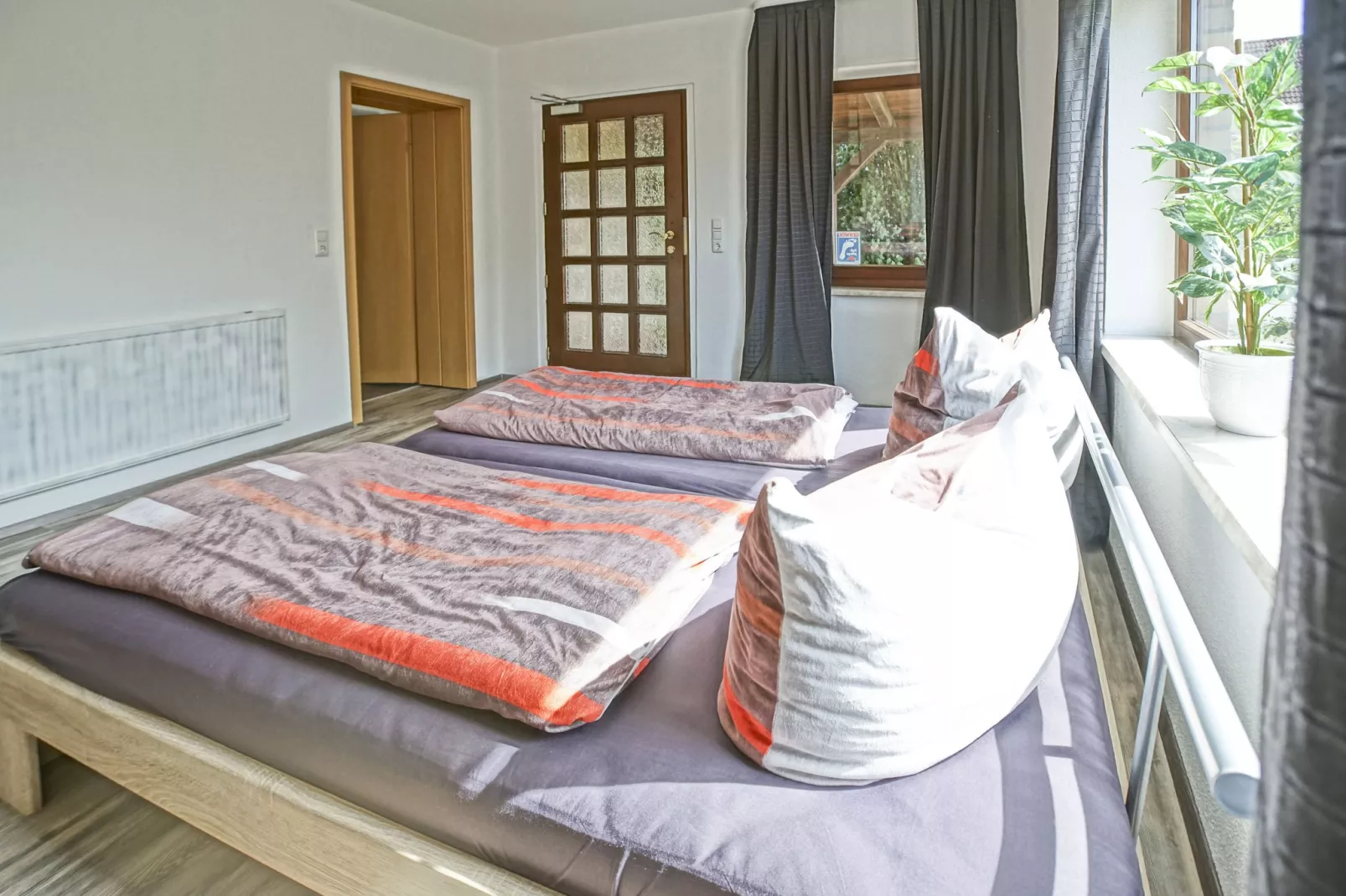 Schöne Ferienwohnung mit Terrasse-Bedroom