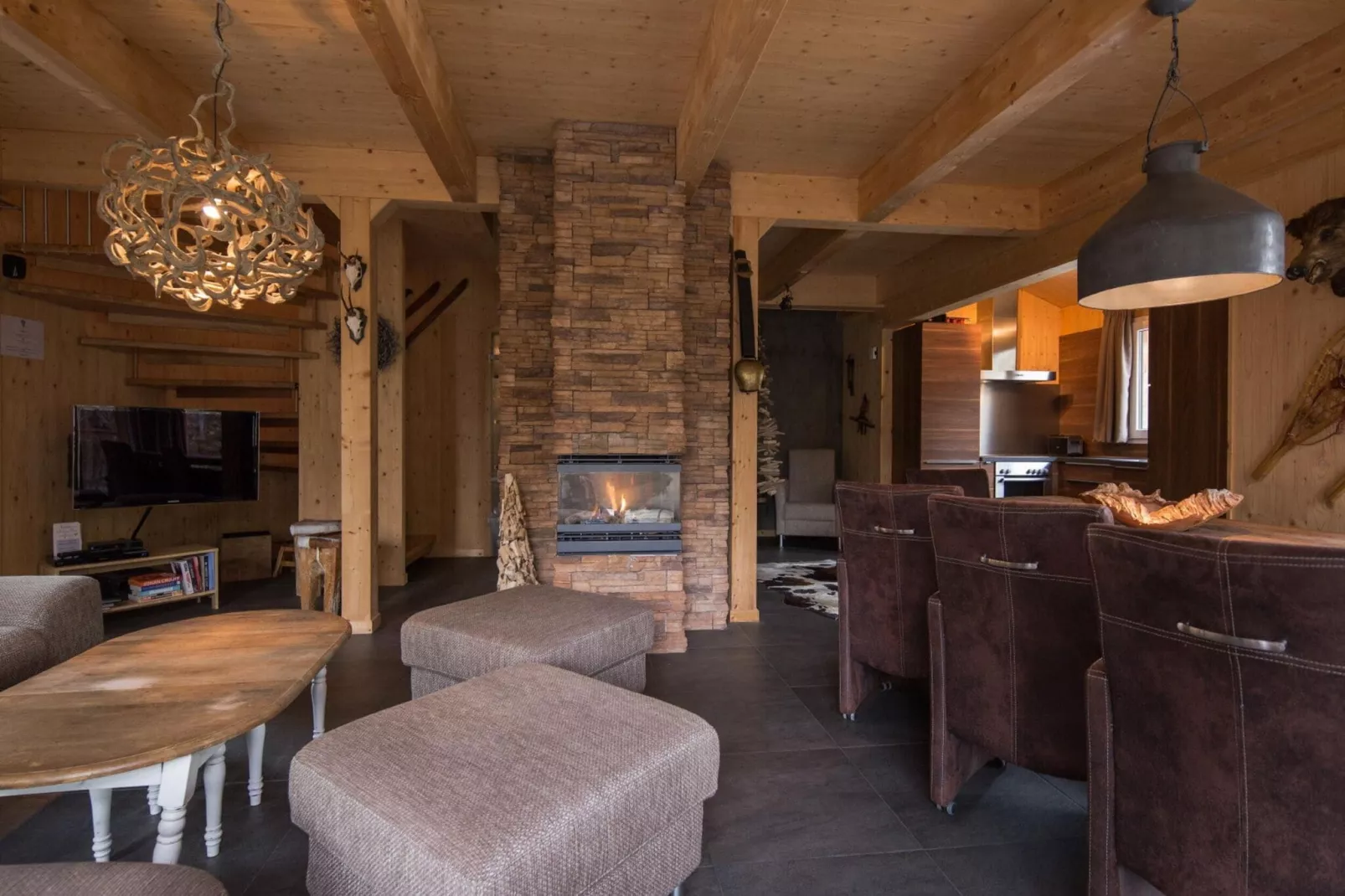 Alpenpark Turrach 16-Wohnzimmer