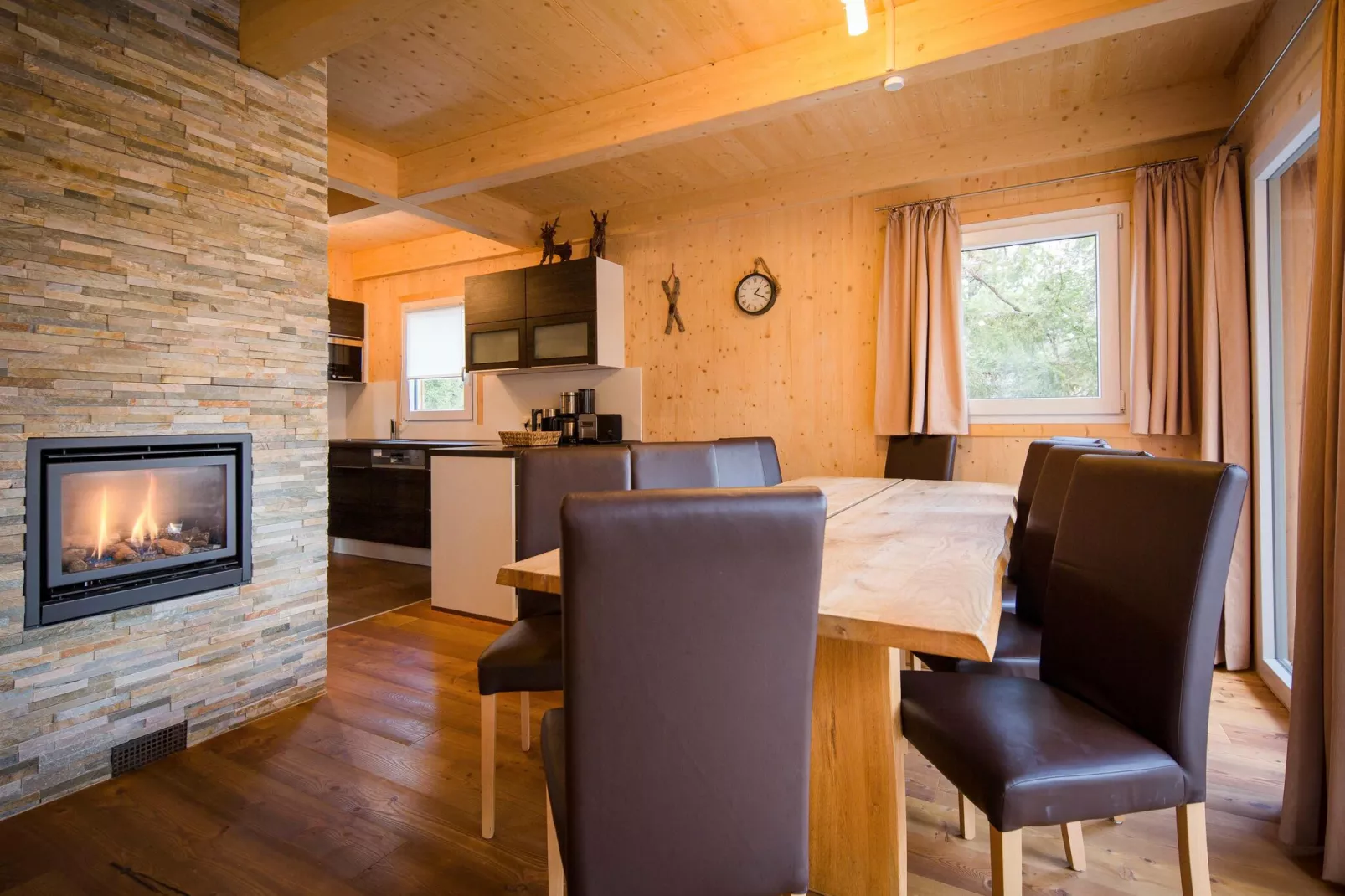Alpenpark Turrach 22-Esszimmer