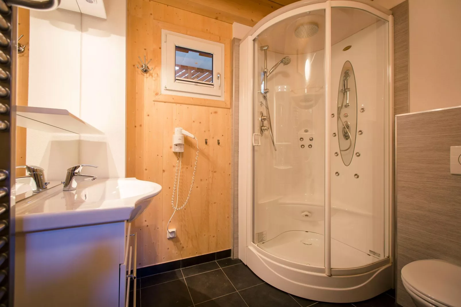 Alpenpark Turrach 24-Bathroom