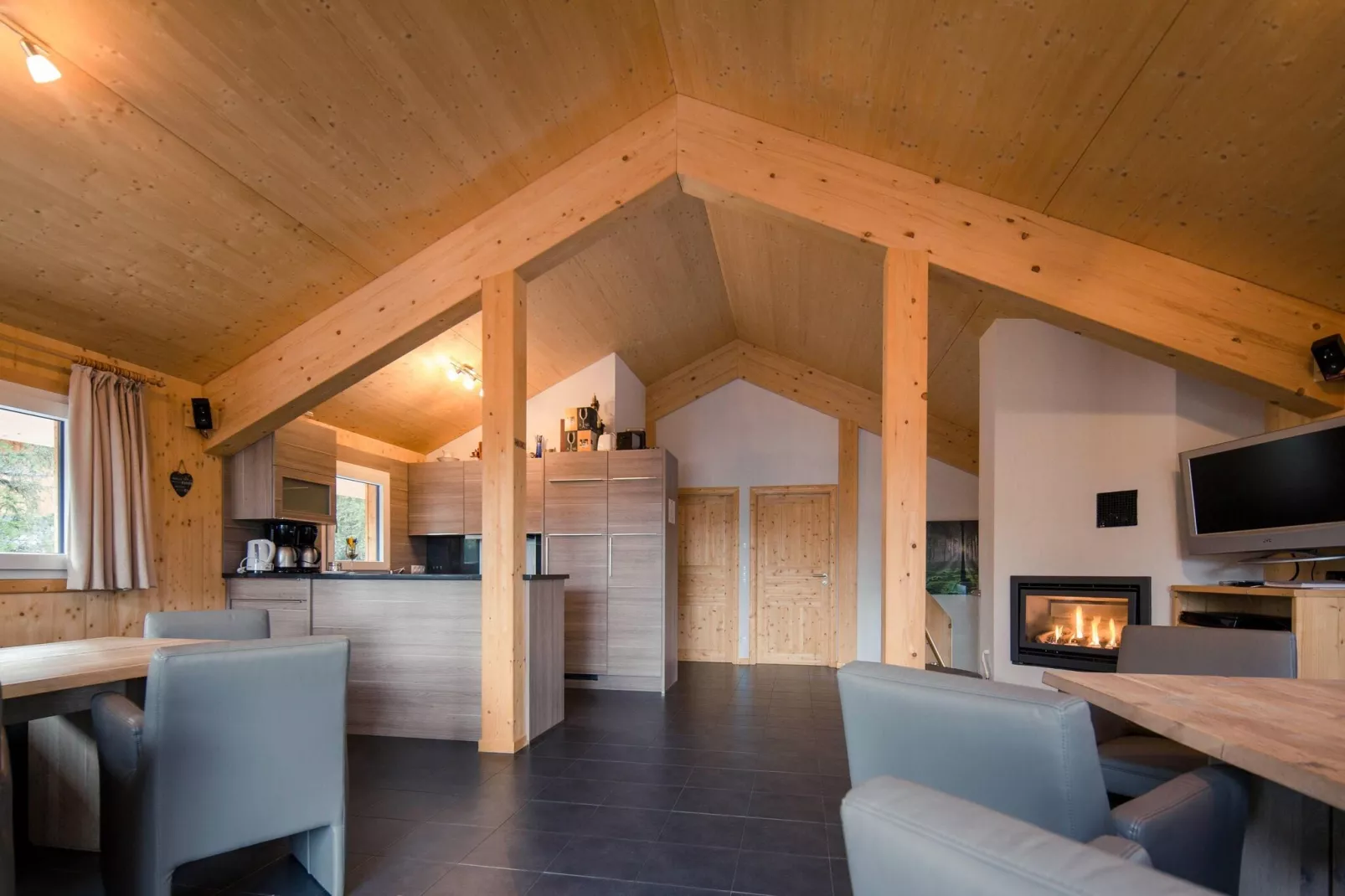 Alpenpark Turrach 27-Living room