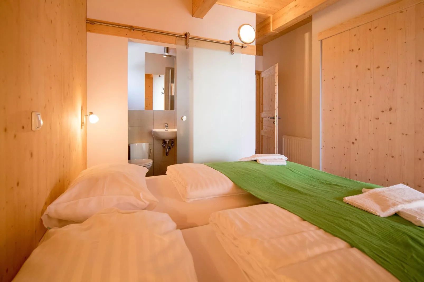 Alpenpark Turrach 28-Bedroom