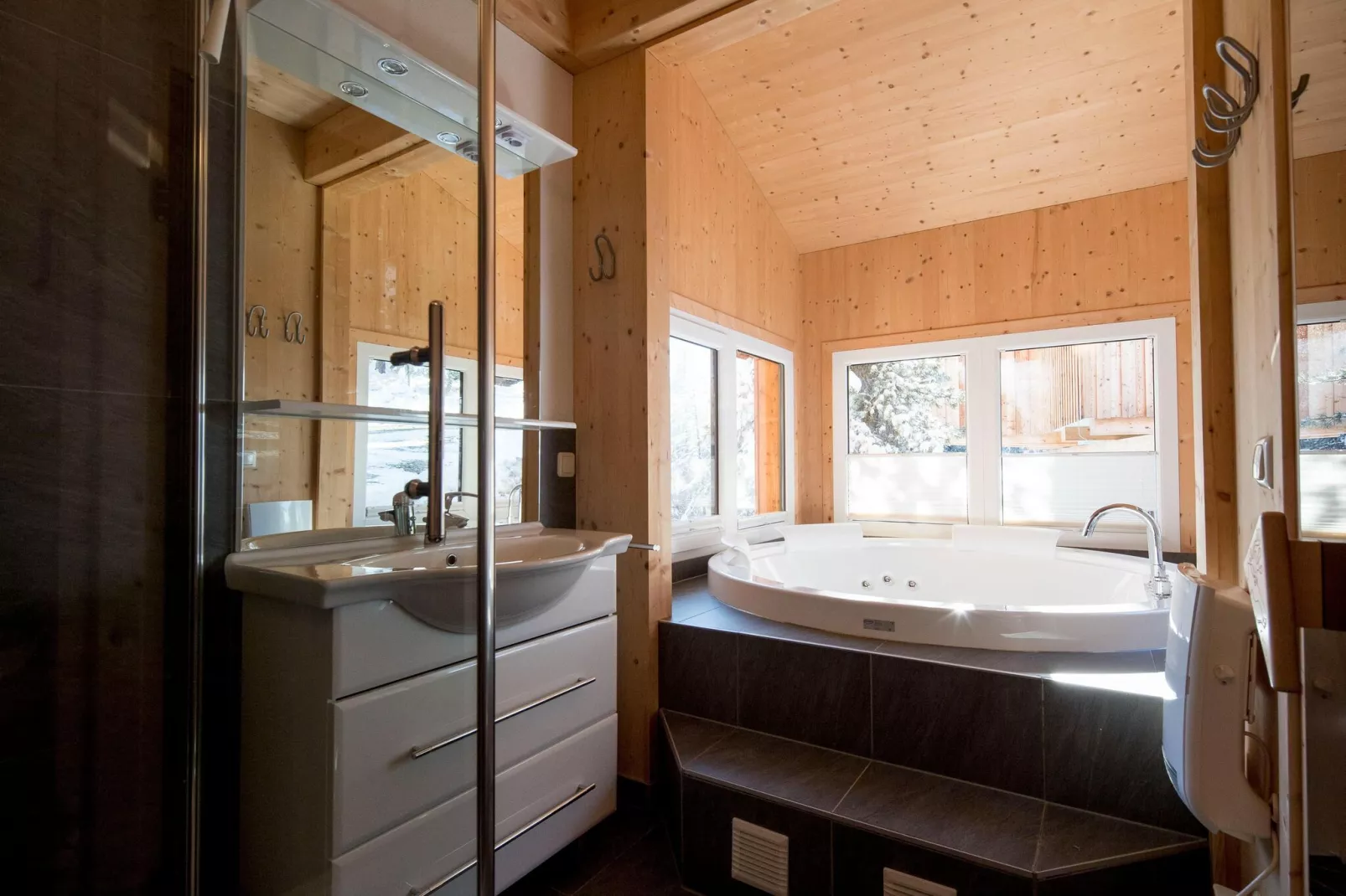 Alpenpark Turrach 28-Bathroom