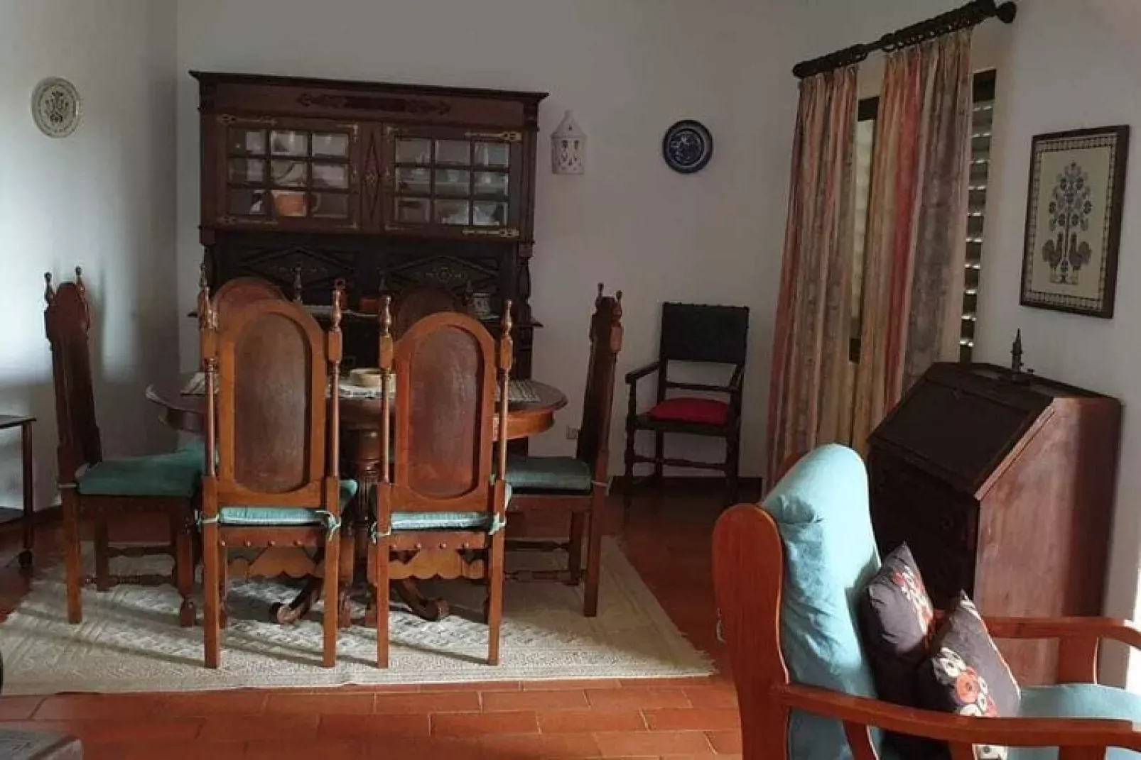 Reihenhaus in Armação de Pêra // Casa Ninho-Dining room