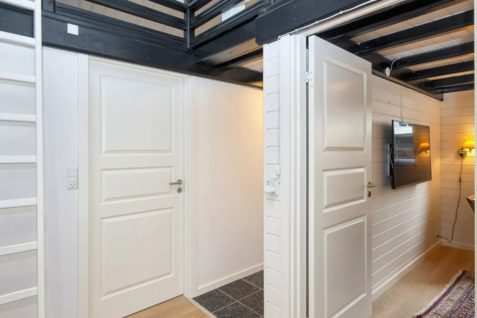 Enchanting Cottage with Whirlpool-By Traum-Indoor