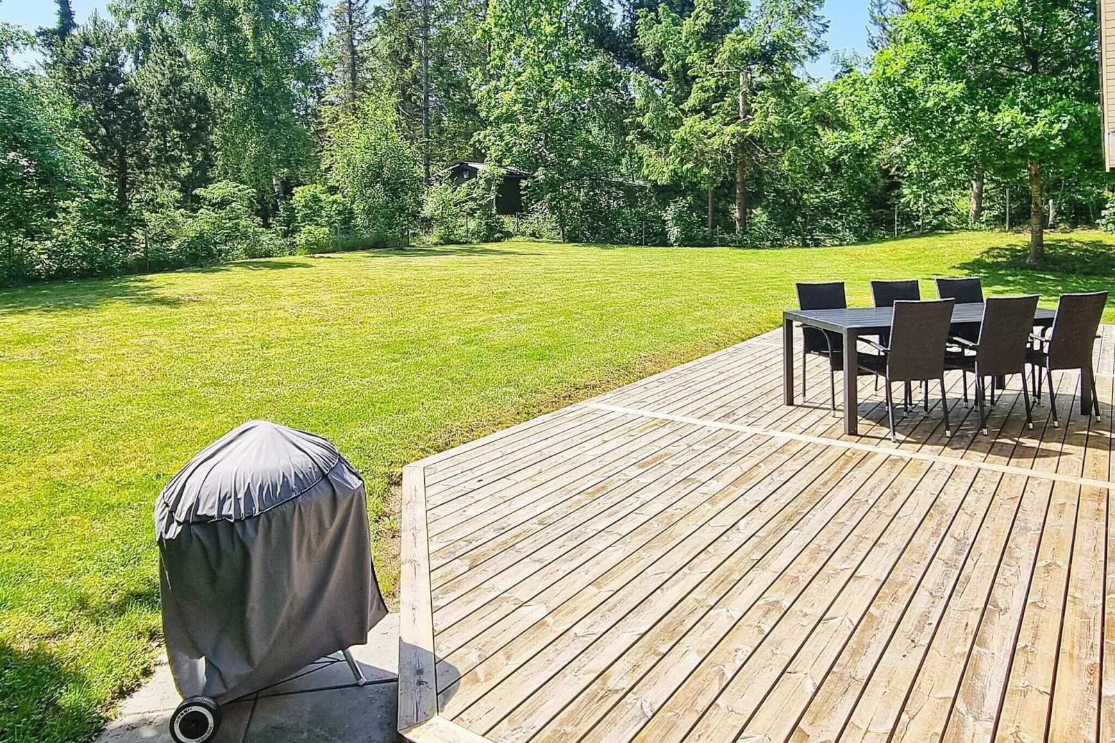 8 person holiday home in Hadsund