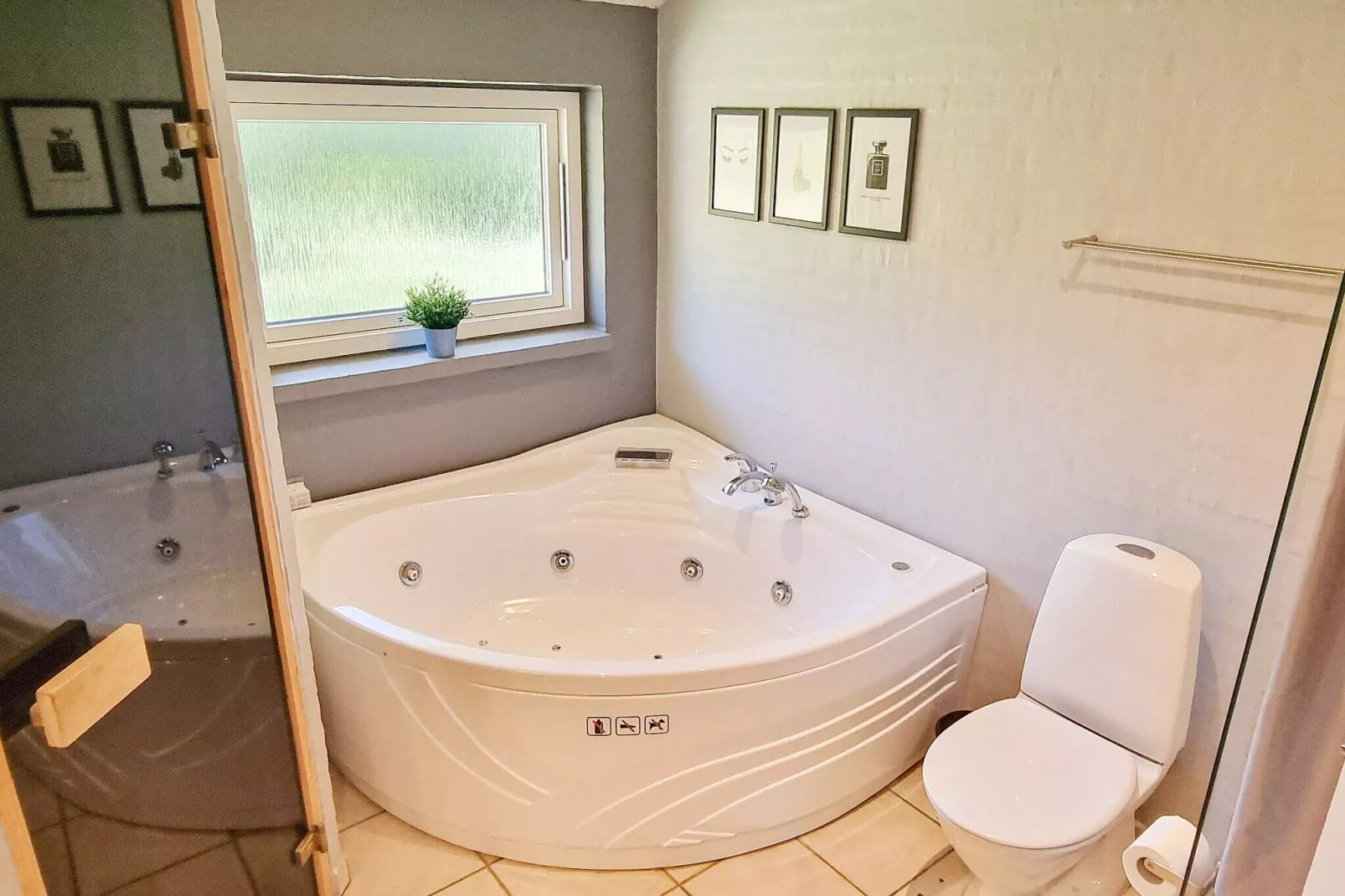 8 person holiday home in Hadsund-Spa