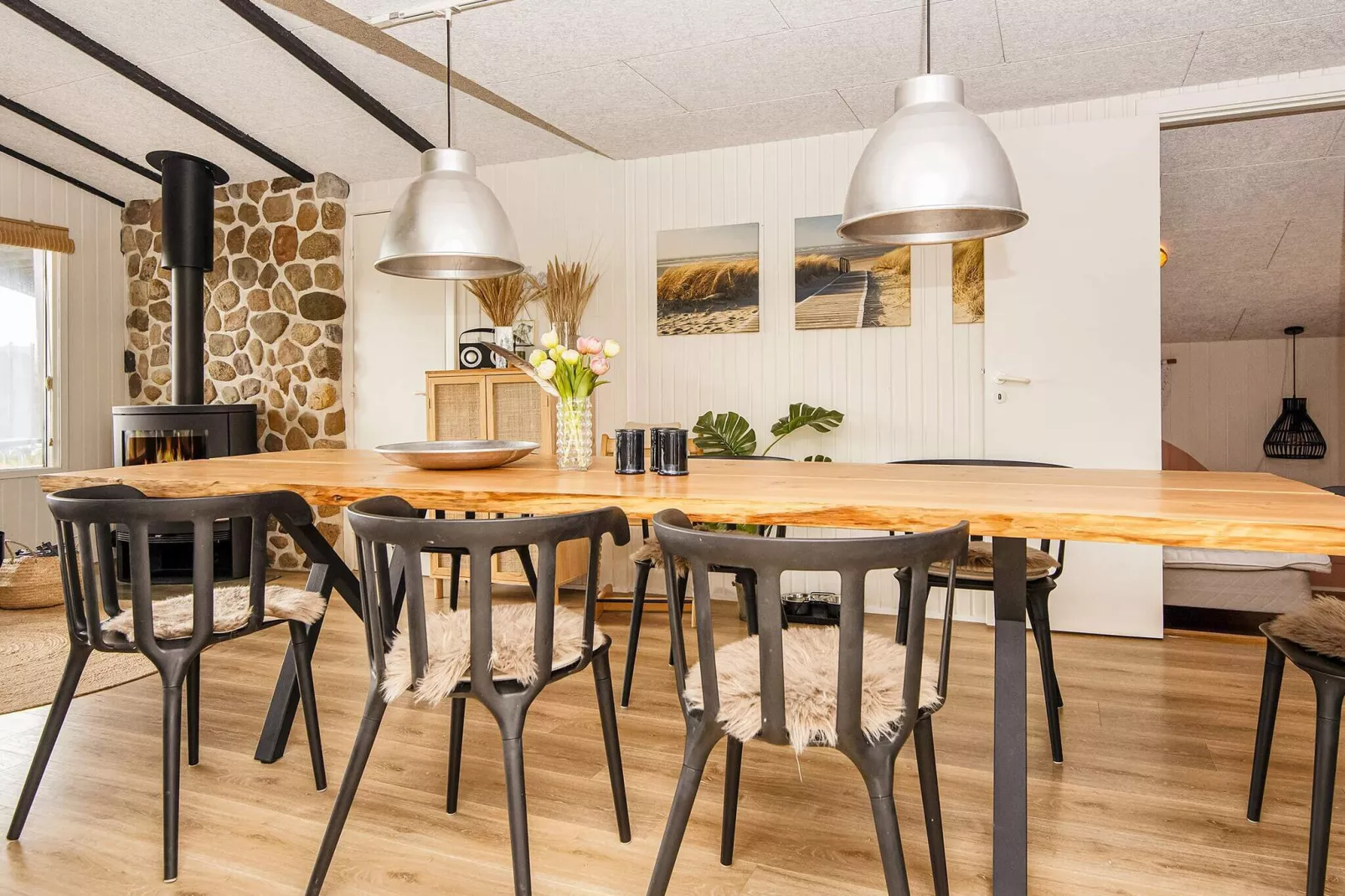 Dune Escape with Games and WiFi-By Traum-Indoor