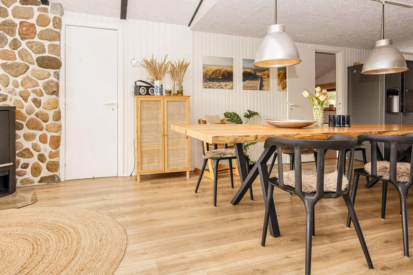 Dune Escape with Games and WiFi-By Traum-Indoor