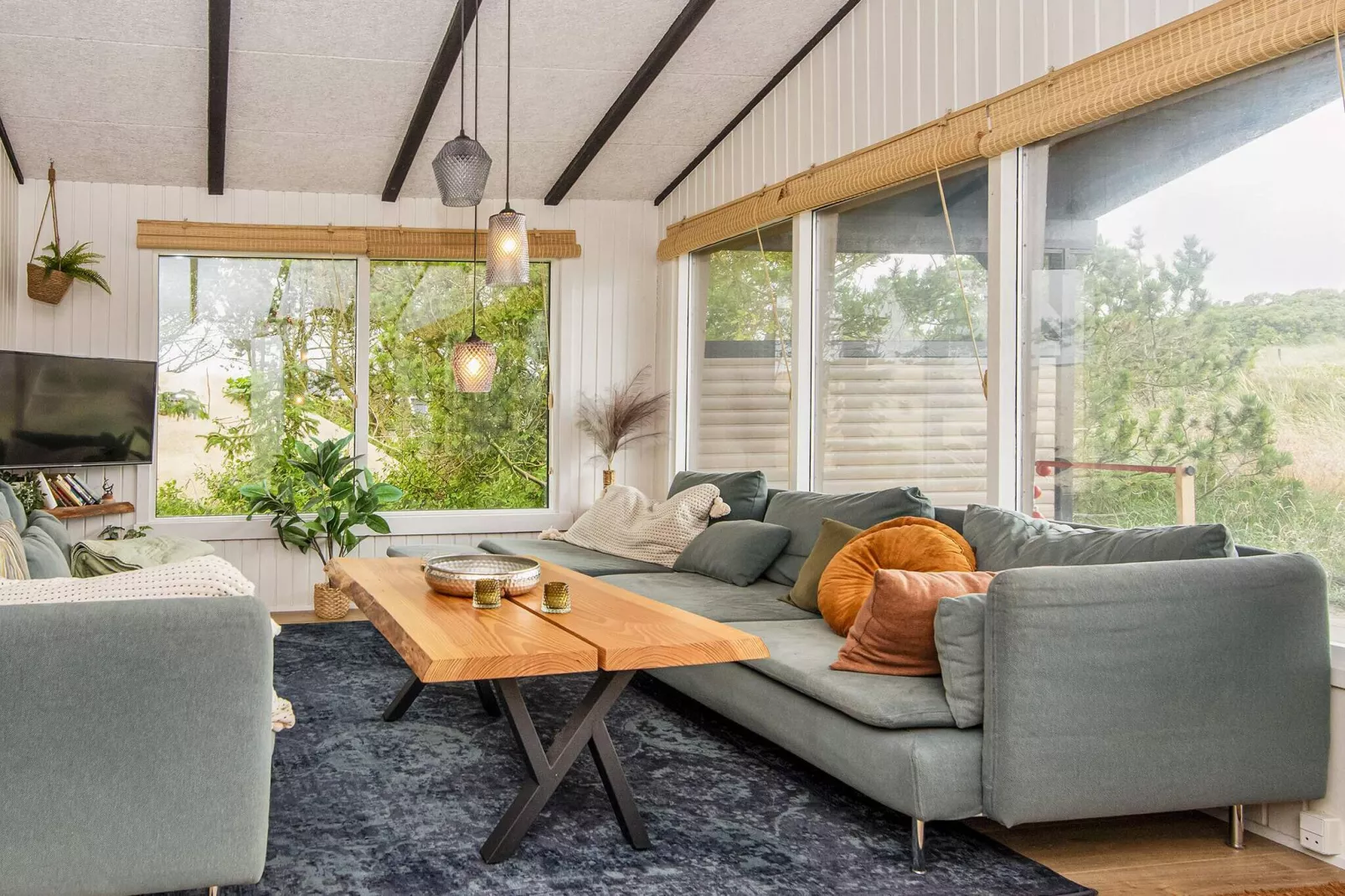 Dune Escape with Games and WiFi-By Traum-Indoor