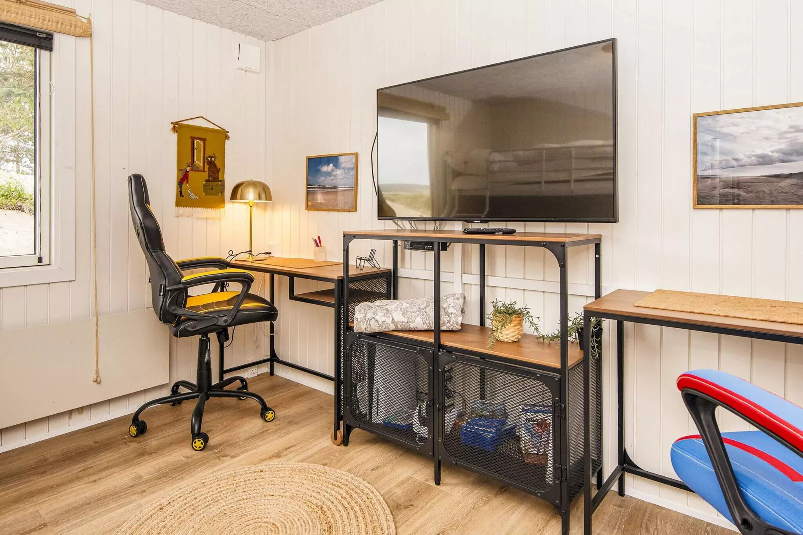Dune Escape with Games and WiFi-By Traum-Indoor