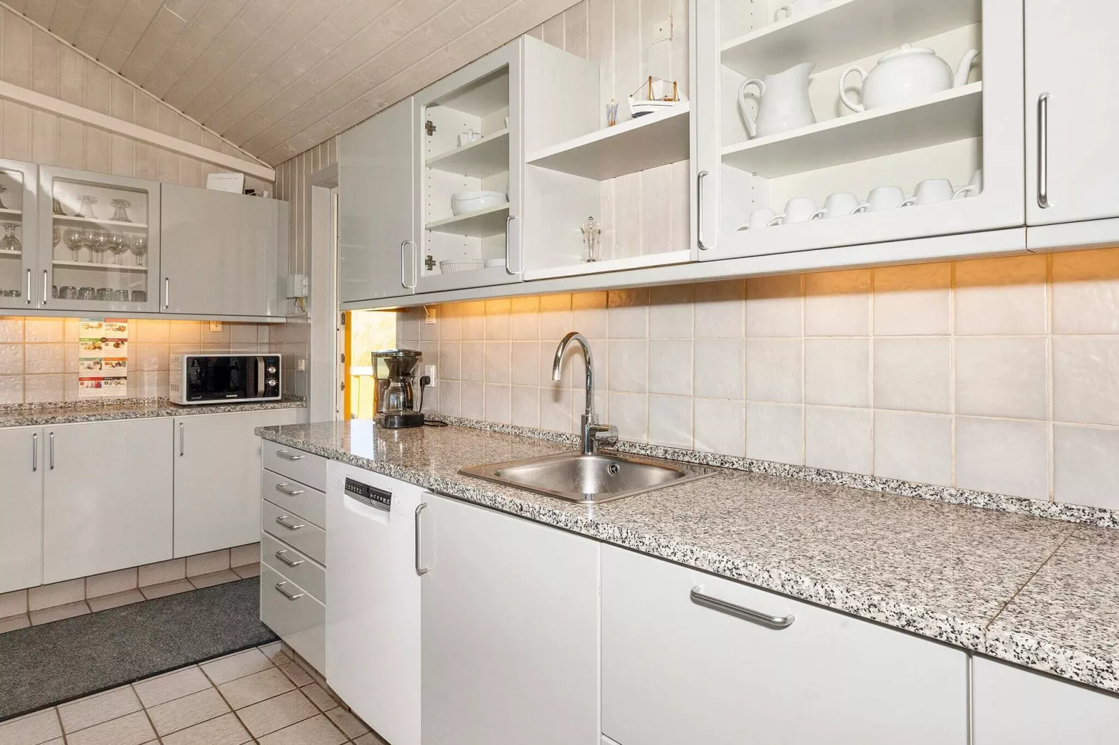 10 person holiday home in Løkken-Indoor