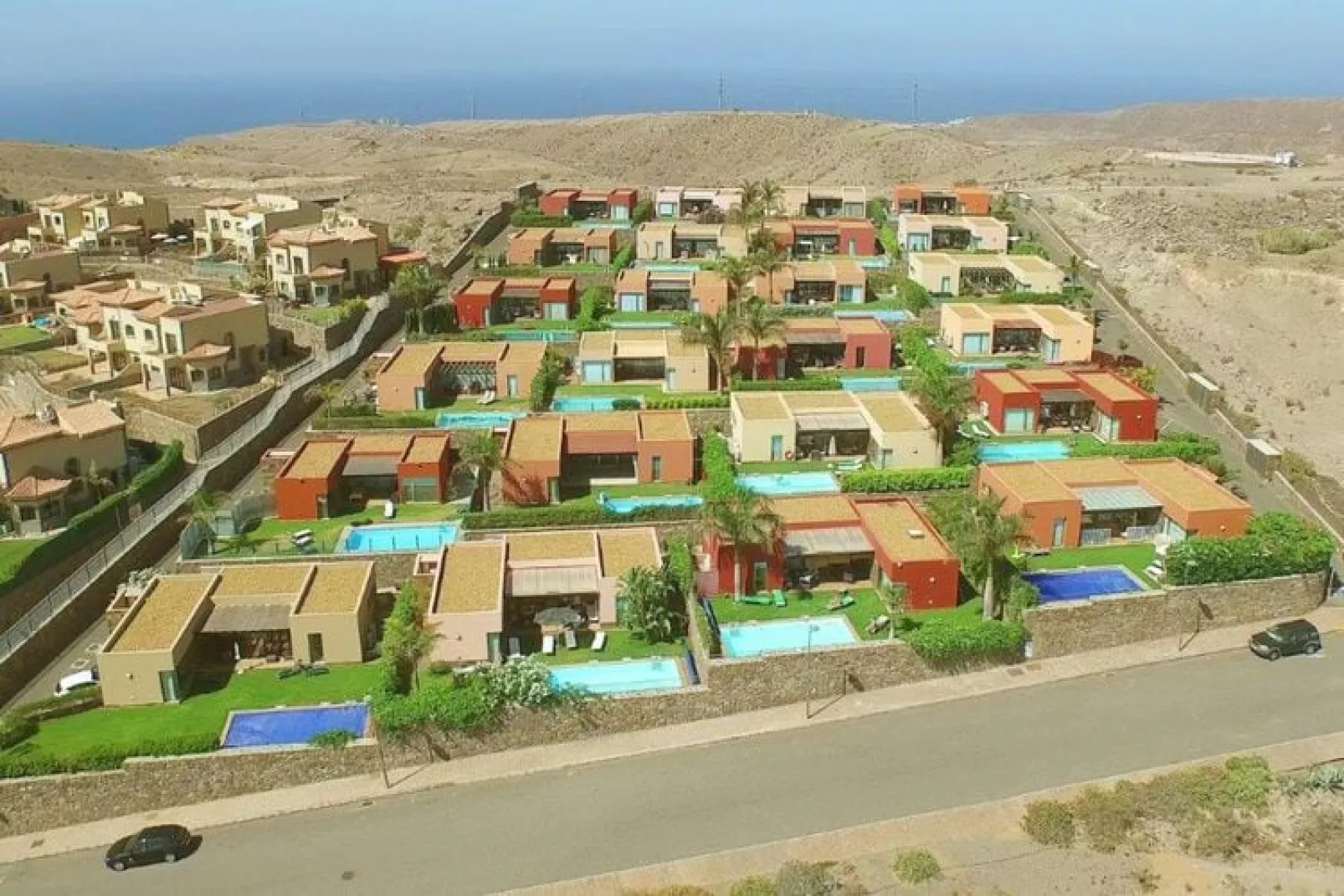 Par 4 Villa 3-Exterior summer