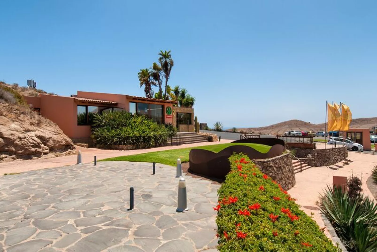 Par 4 Villa 3-Areas summer 1km