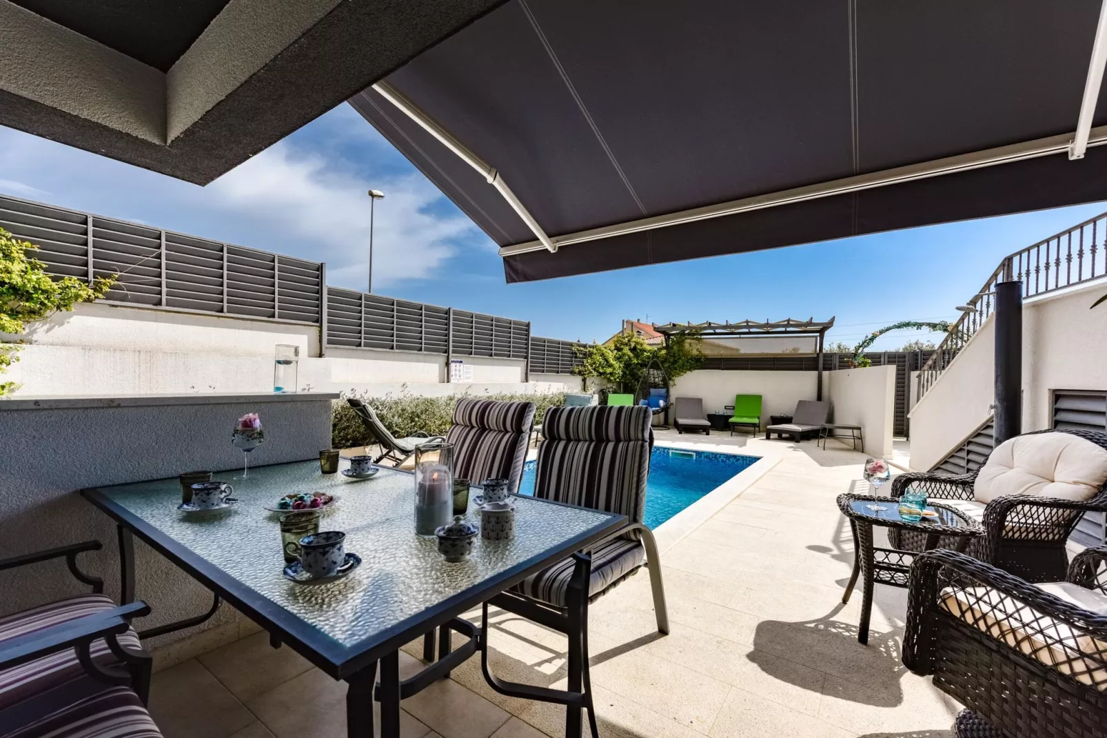 Villa Azuro-Terrace balcony