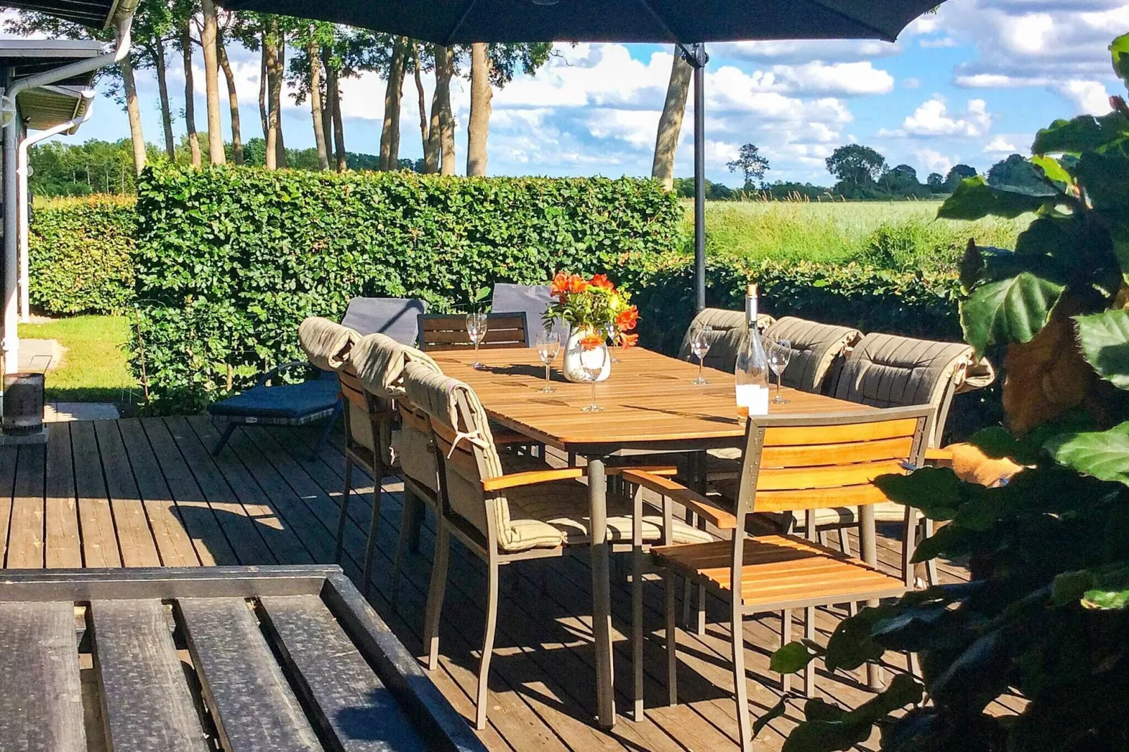 Tranquil Cottage Retreat-By Traum-Outdoor