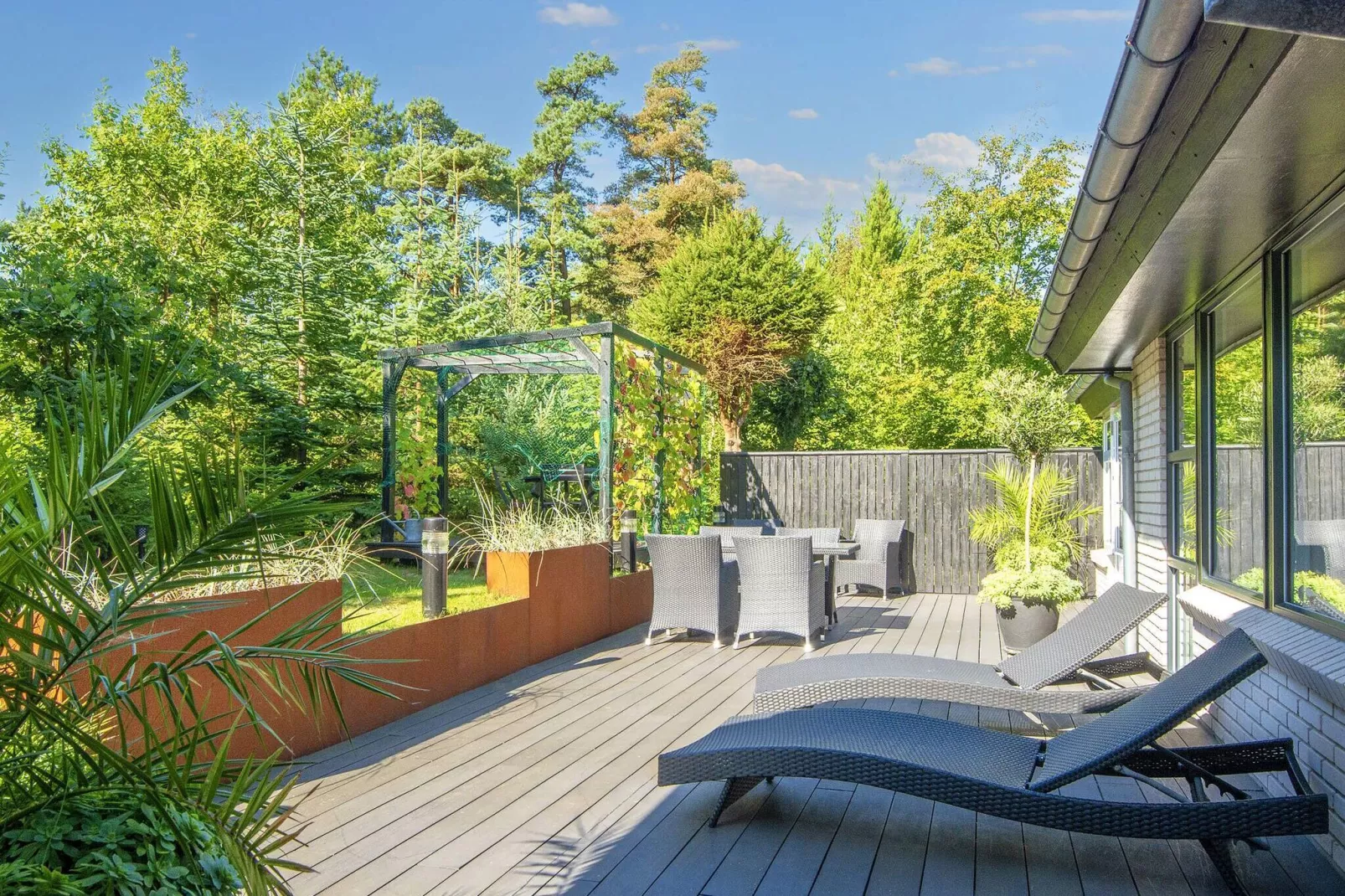 Tranquil Beach Retreat-By Traum