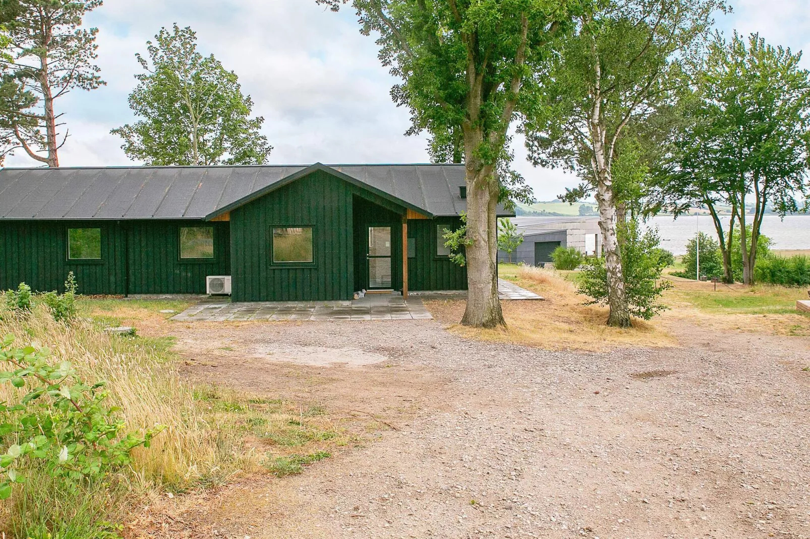 12 person holiday home in Millinge-Outdoor