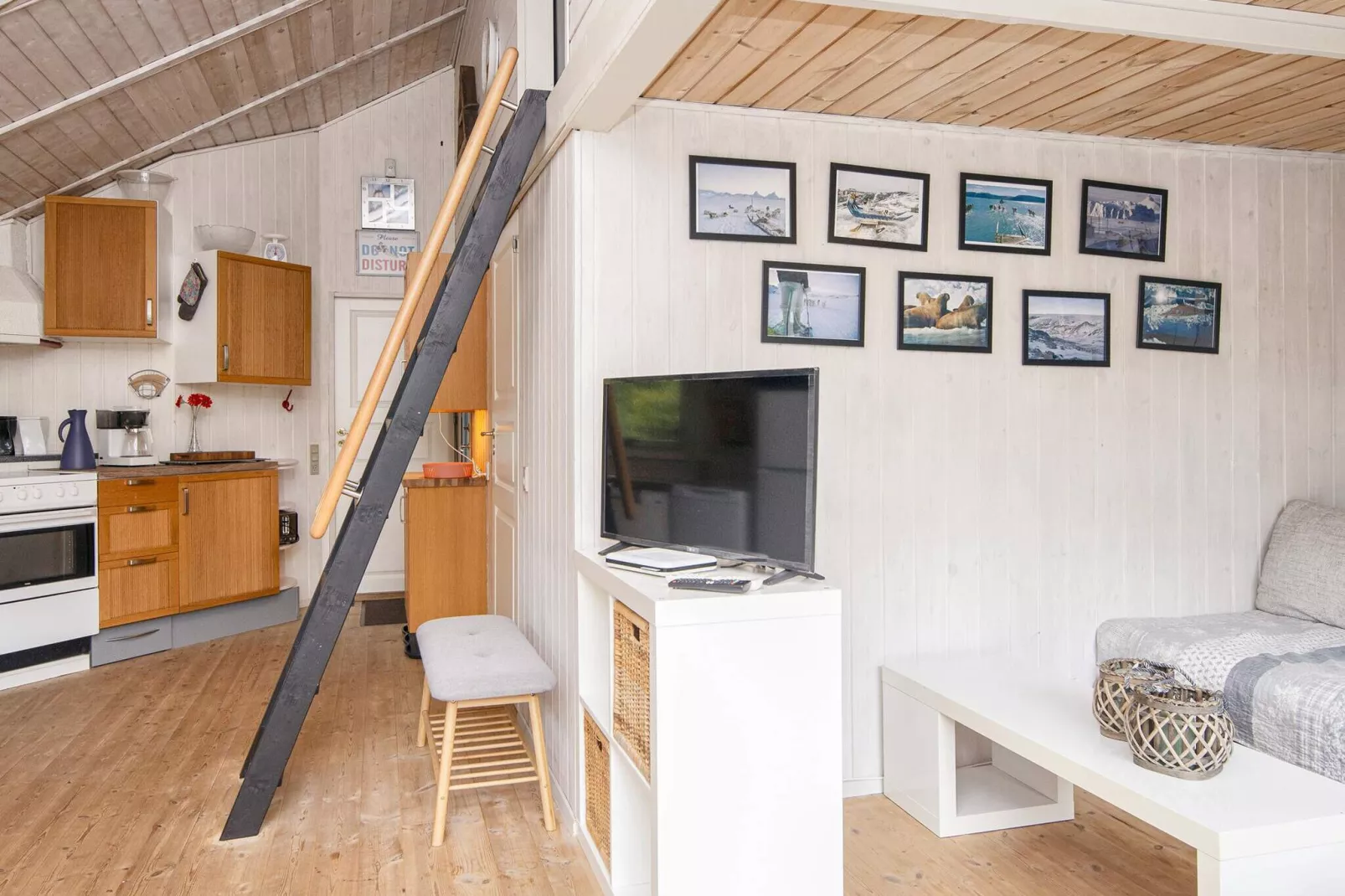 5 person holiday home in Hovborg-Indoor