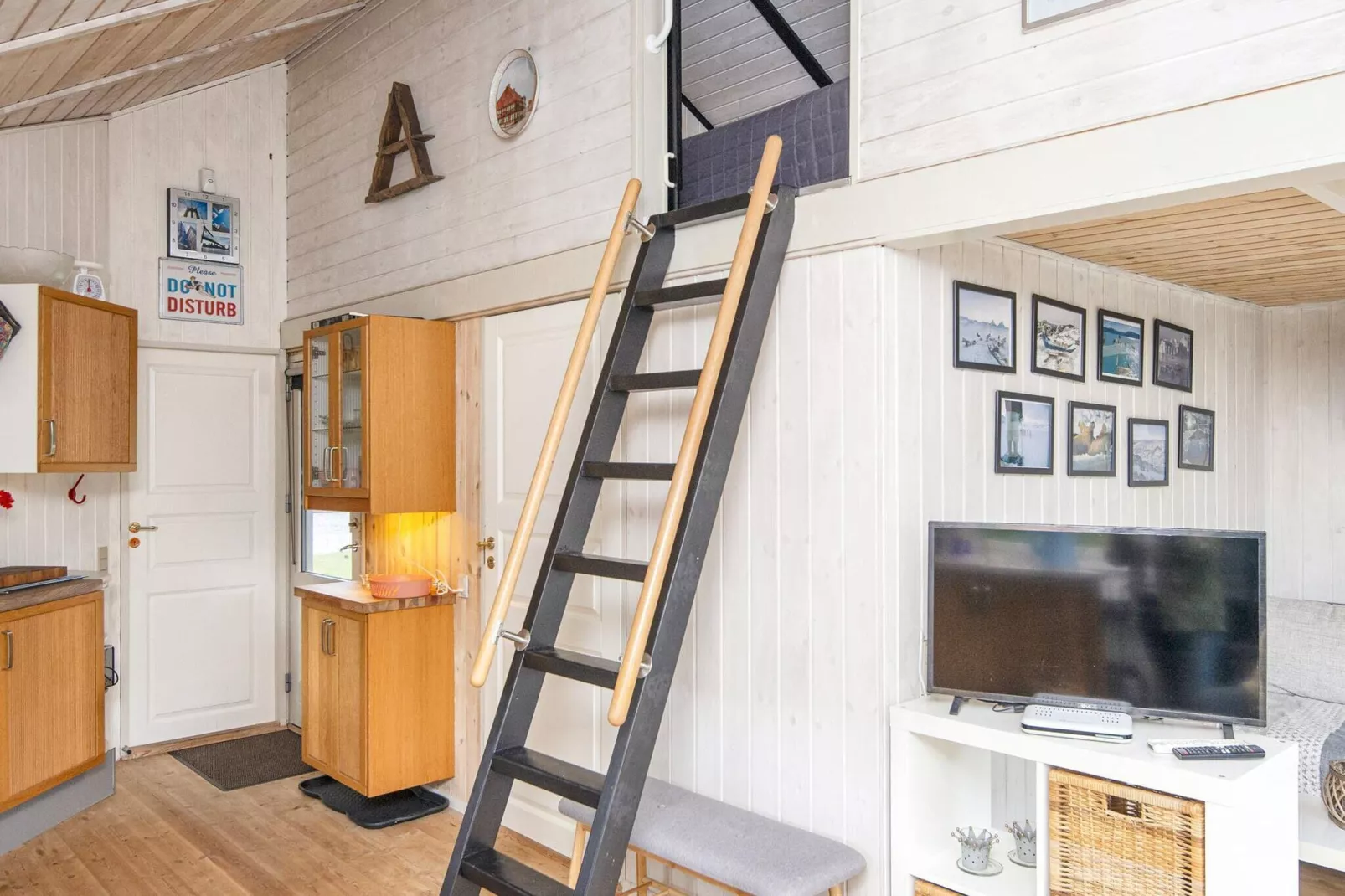 5 person holiday home in Hovborg-Indoor
