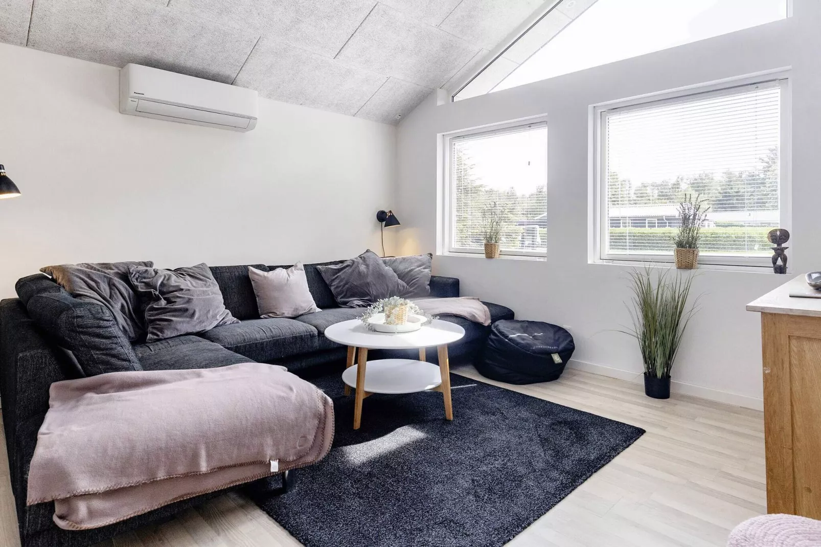 8 person holiday home in Storvorde-Indoor