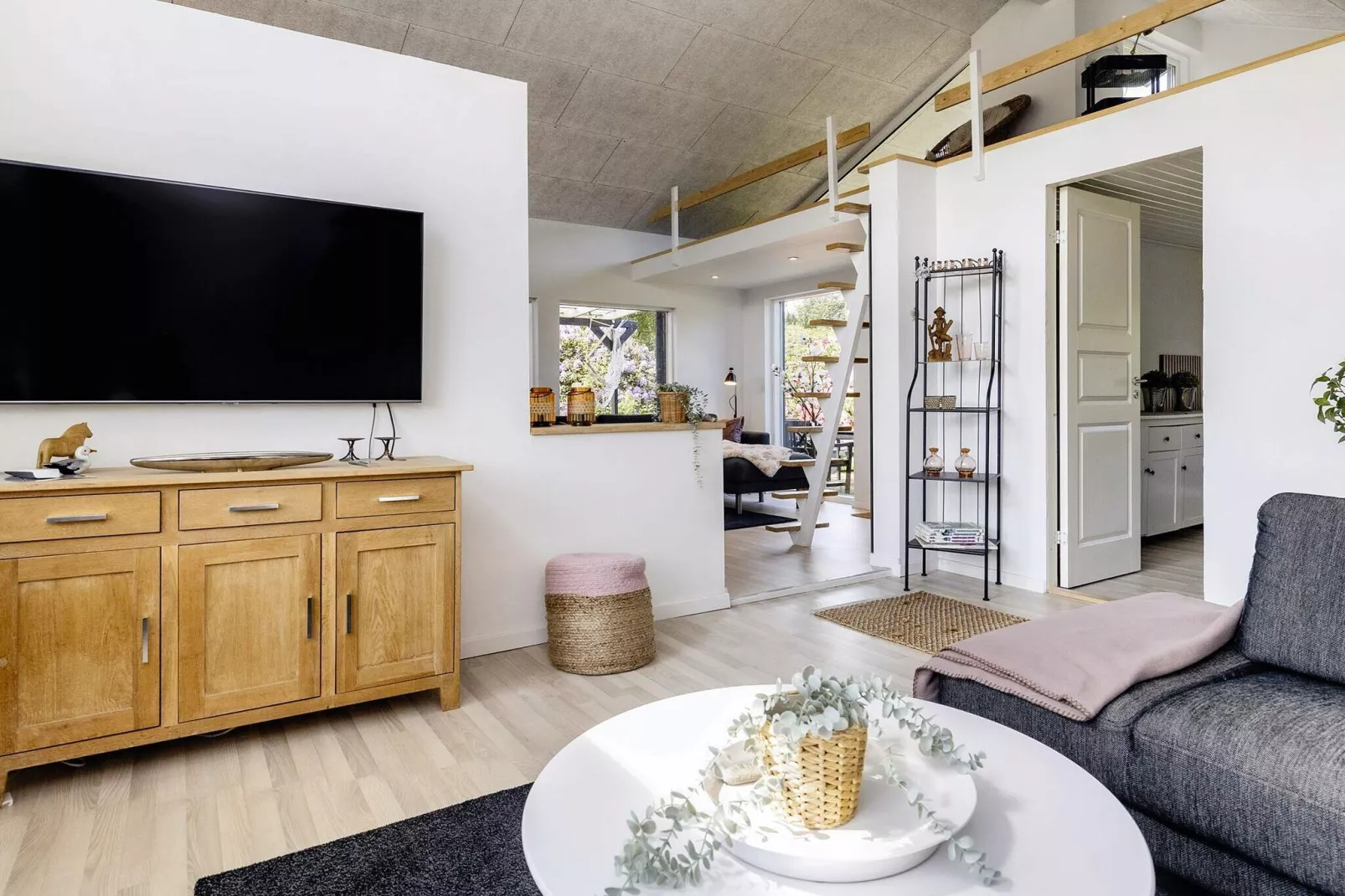 8 person holiday home in Storvorde-Indoor