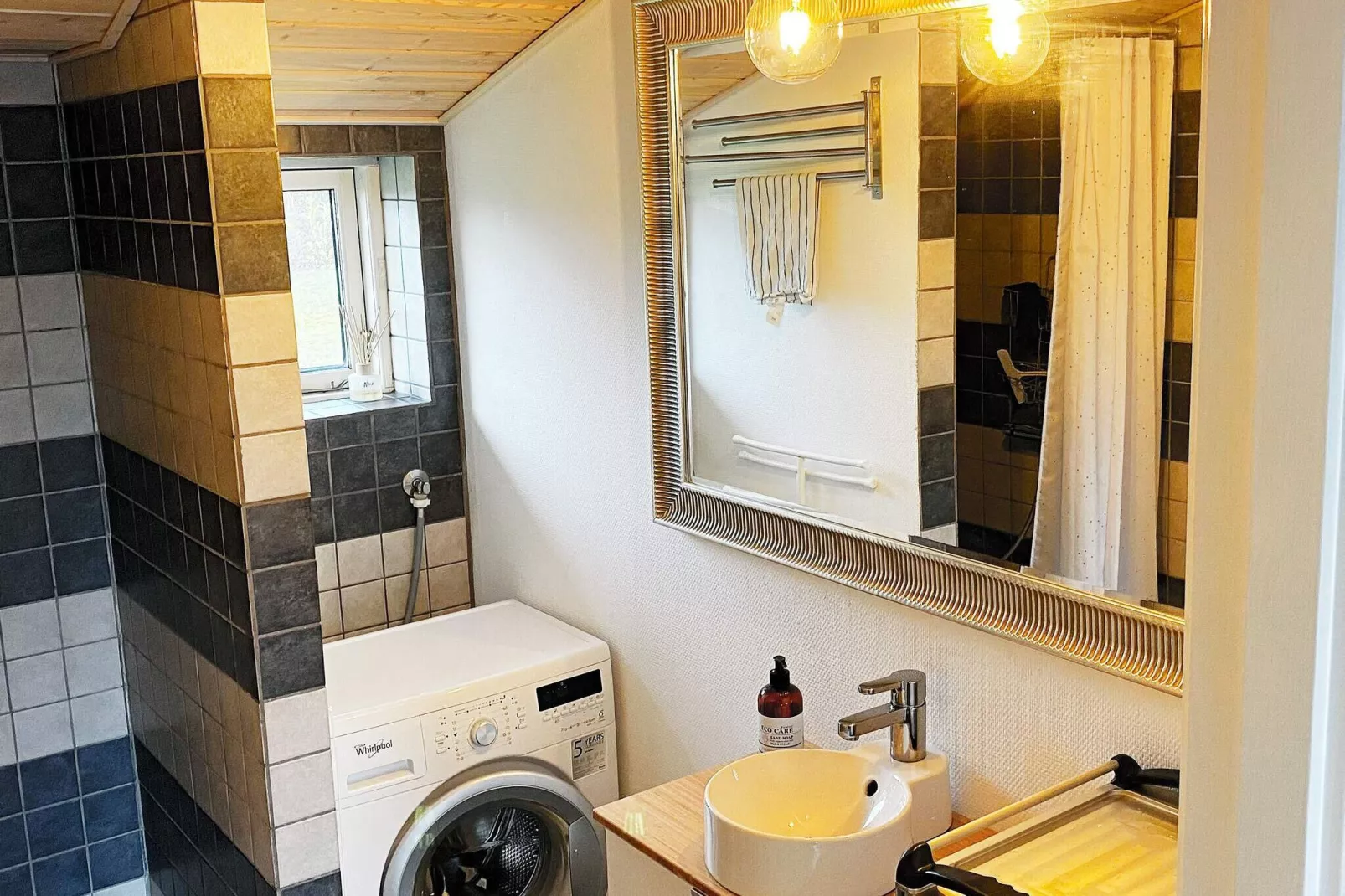 4 person holiday home in Gilleleje-By Traum-Indoor