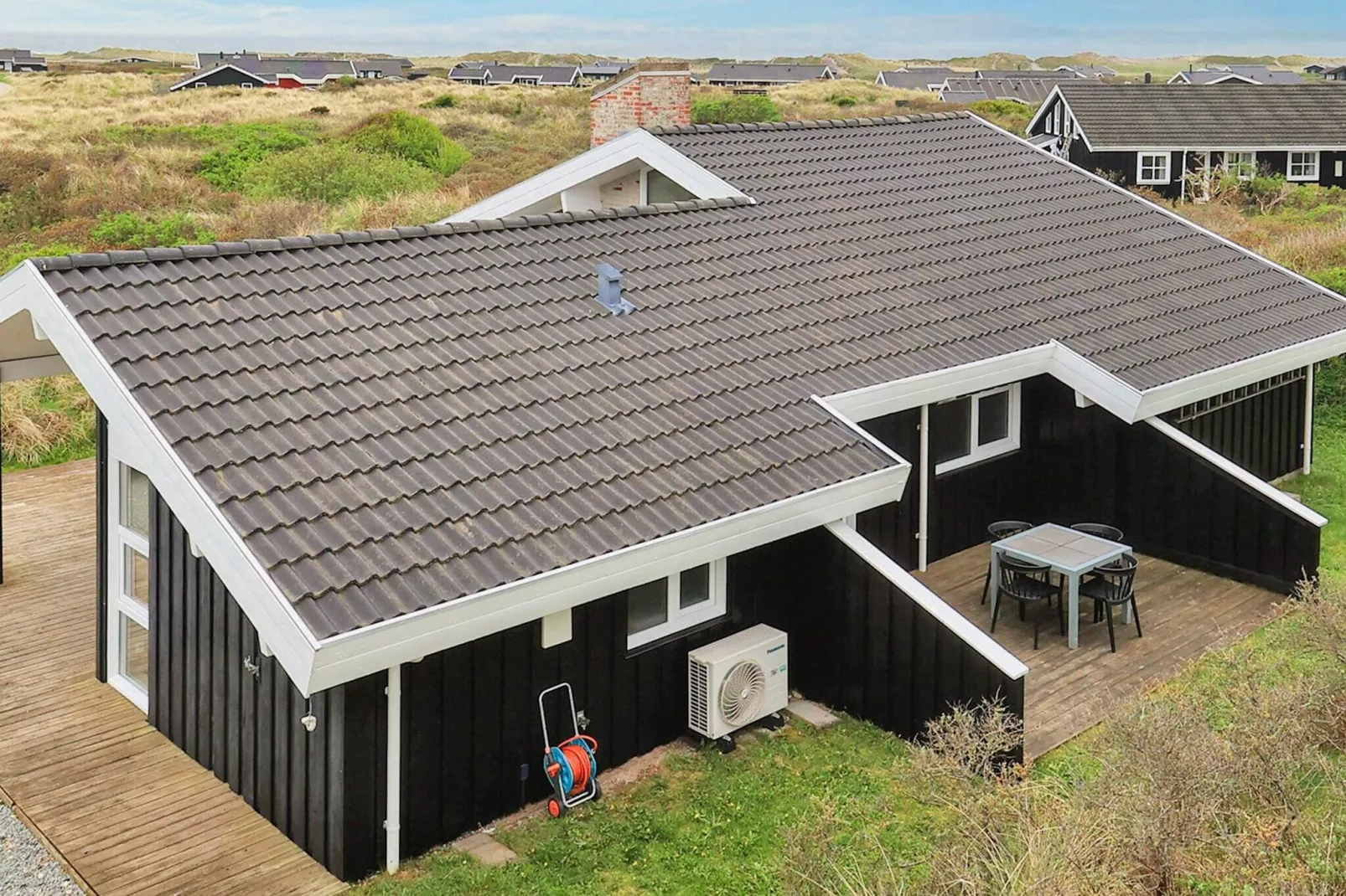 Luxury Retreat with Sea View-Water view