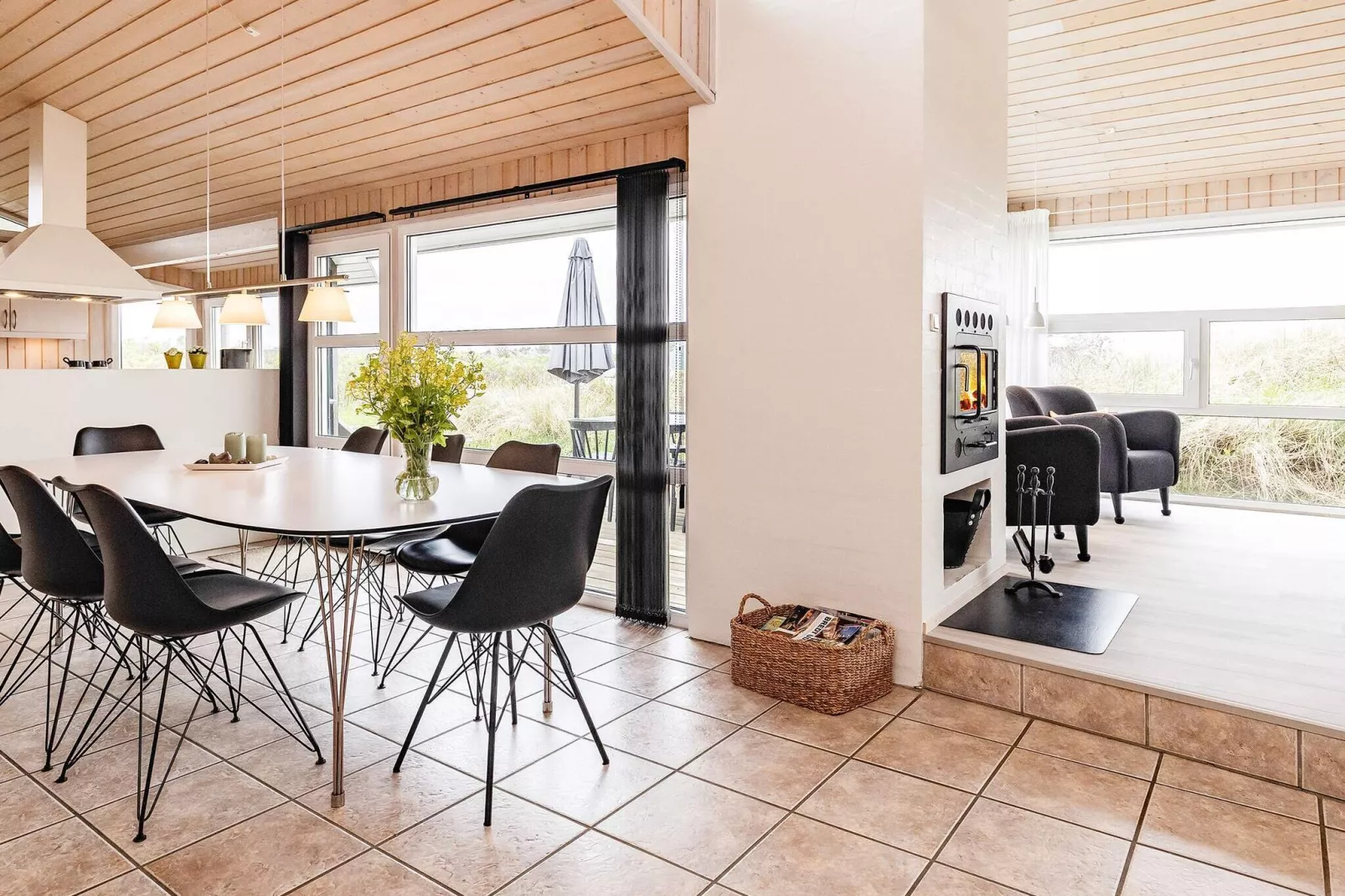 Luxury Retreat with Sea View-Indoor