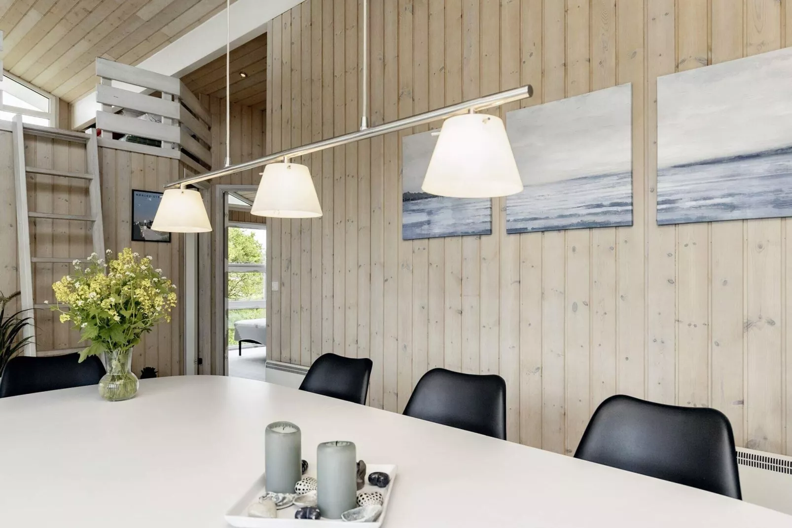 Luxury Retreat with Sea View-Indoor