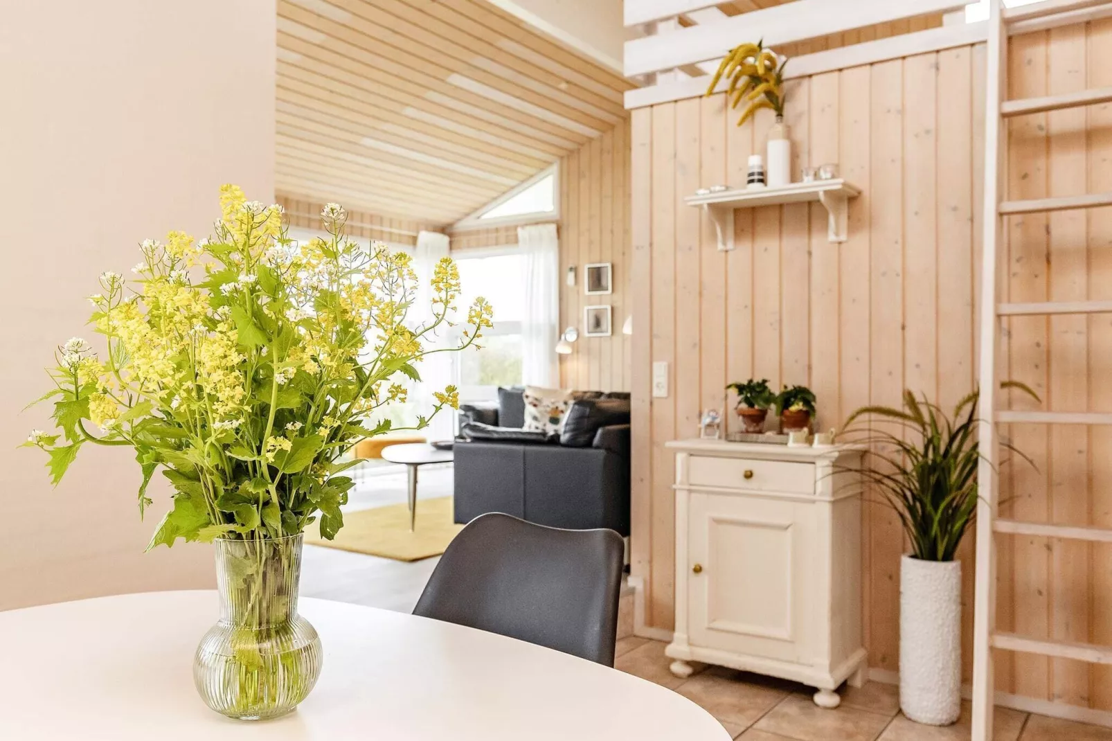 Luxury Retreat with Sea View-Indoor