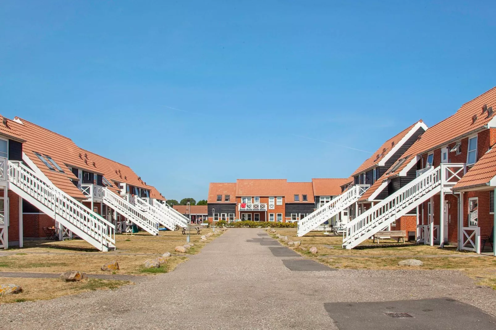 3 room,m/seaview.,2 levels-Outdoor