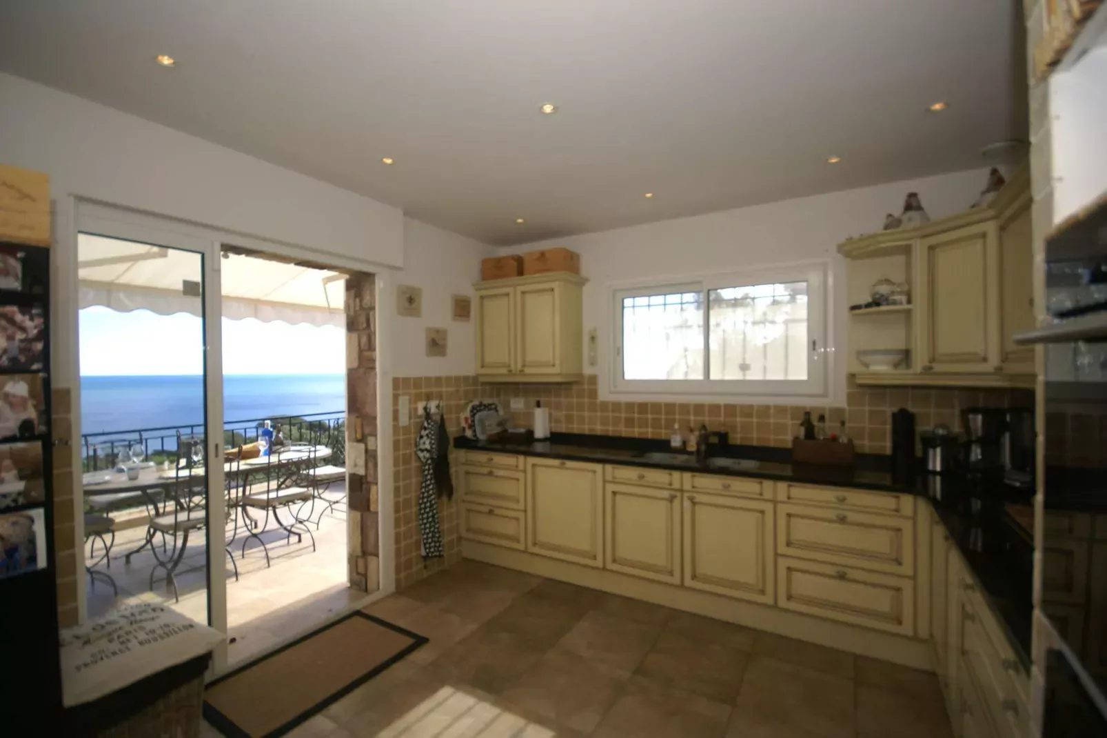 Vergerie-Kitchen