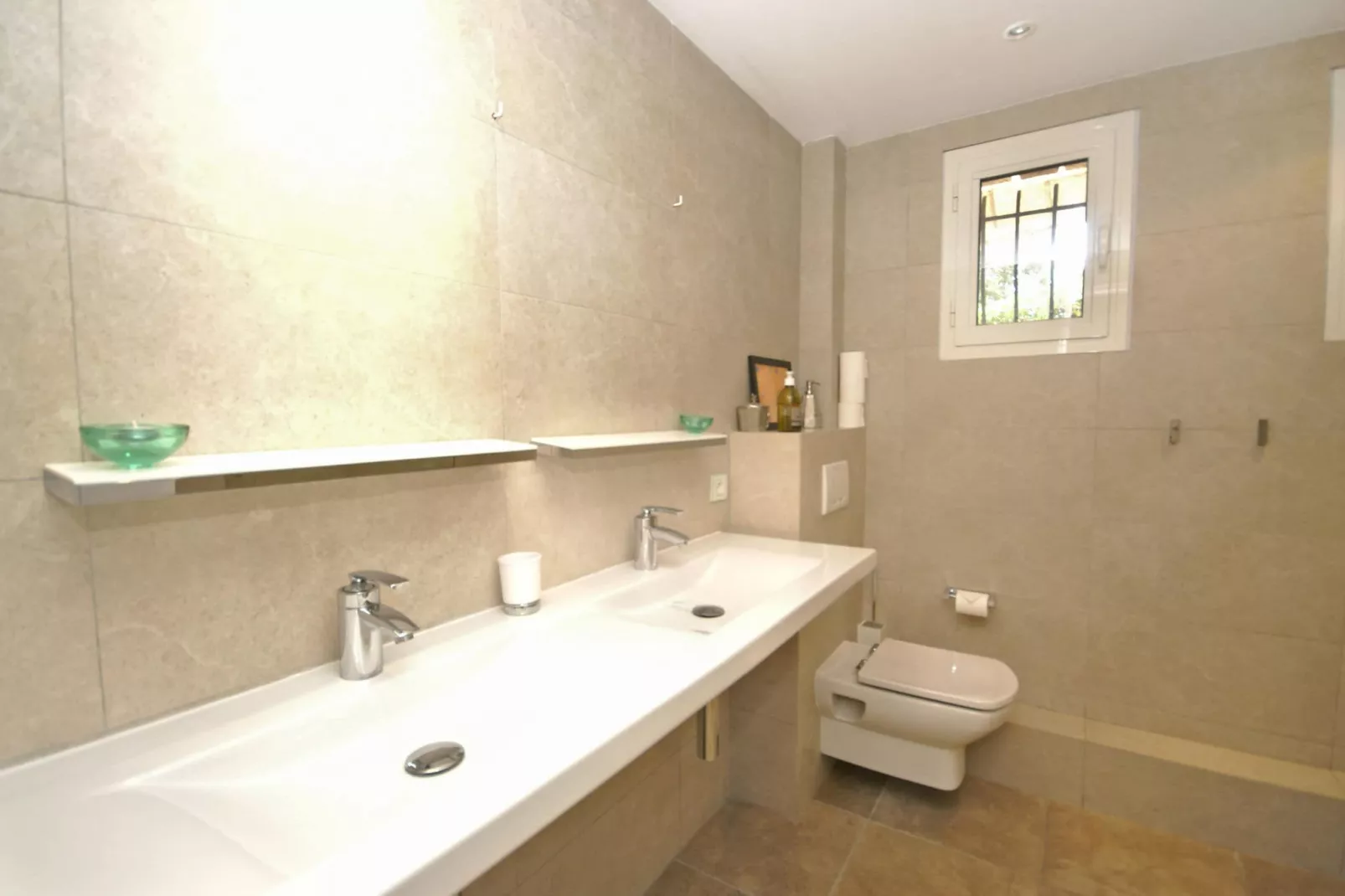 Vergerie-Bathroom